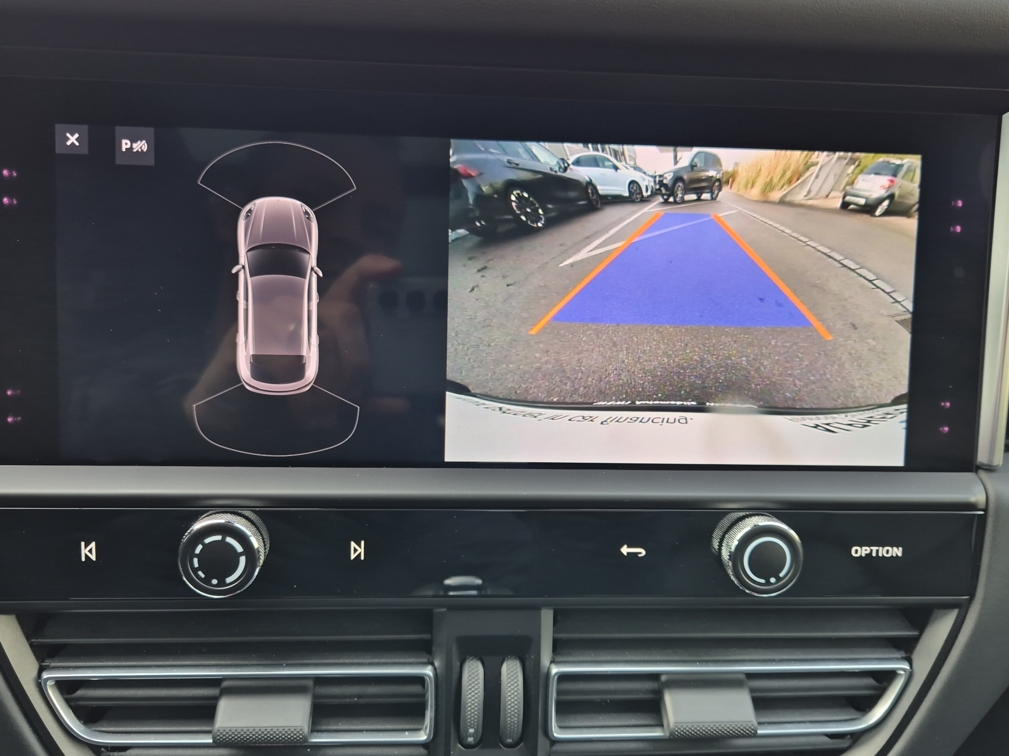 listing desktop thumbnail image 19