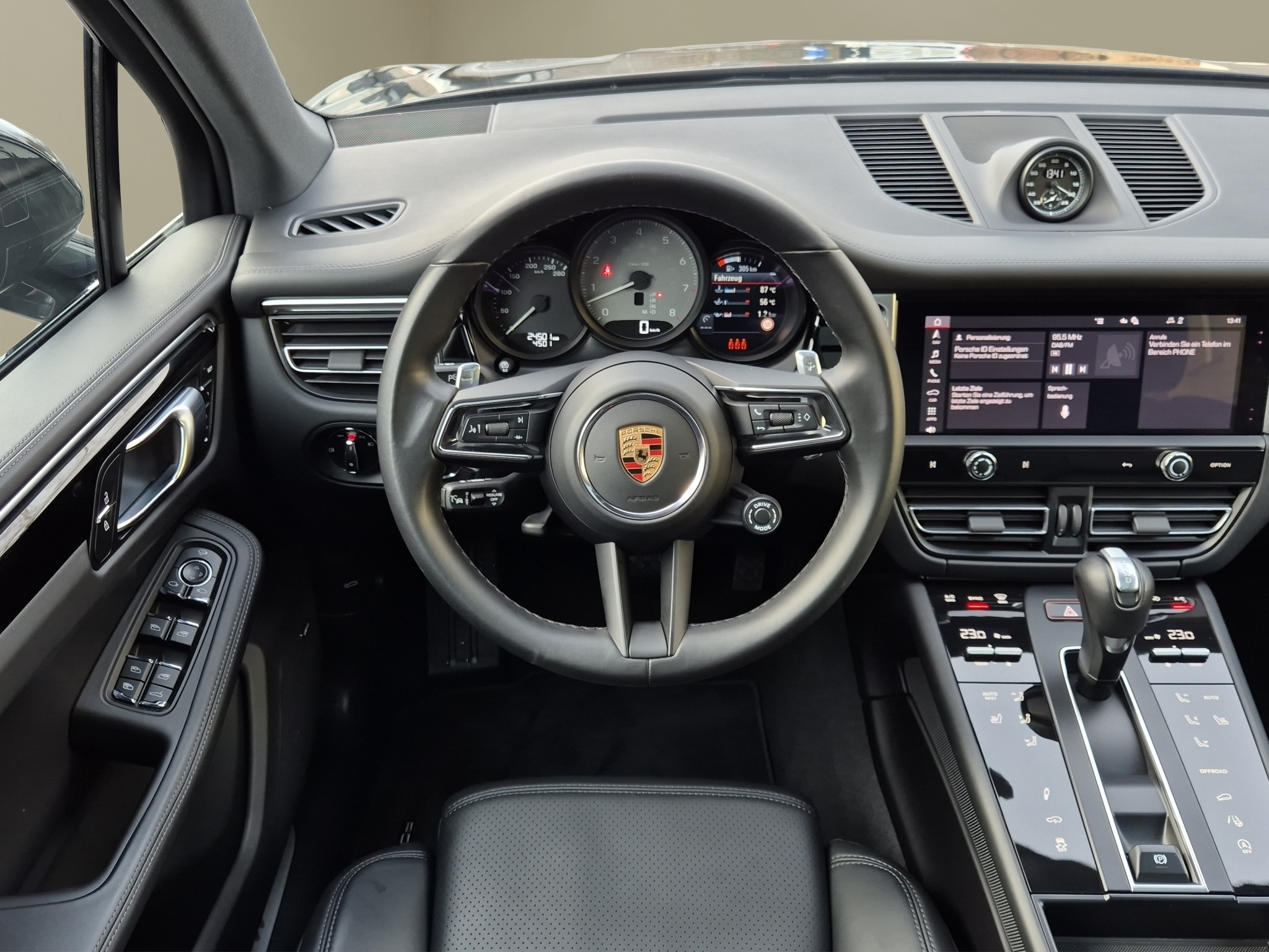 listing desktop thumbnail image 11