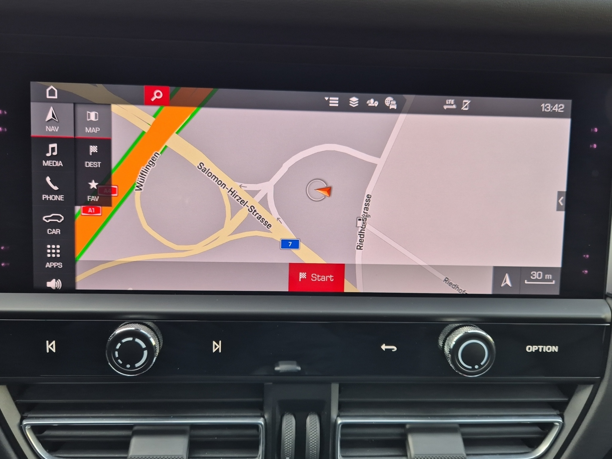 listing desktop thumbnail image 20