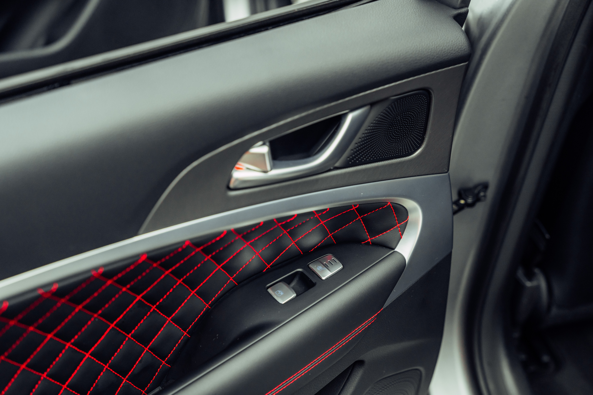 listing desktop thumbnail image 11