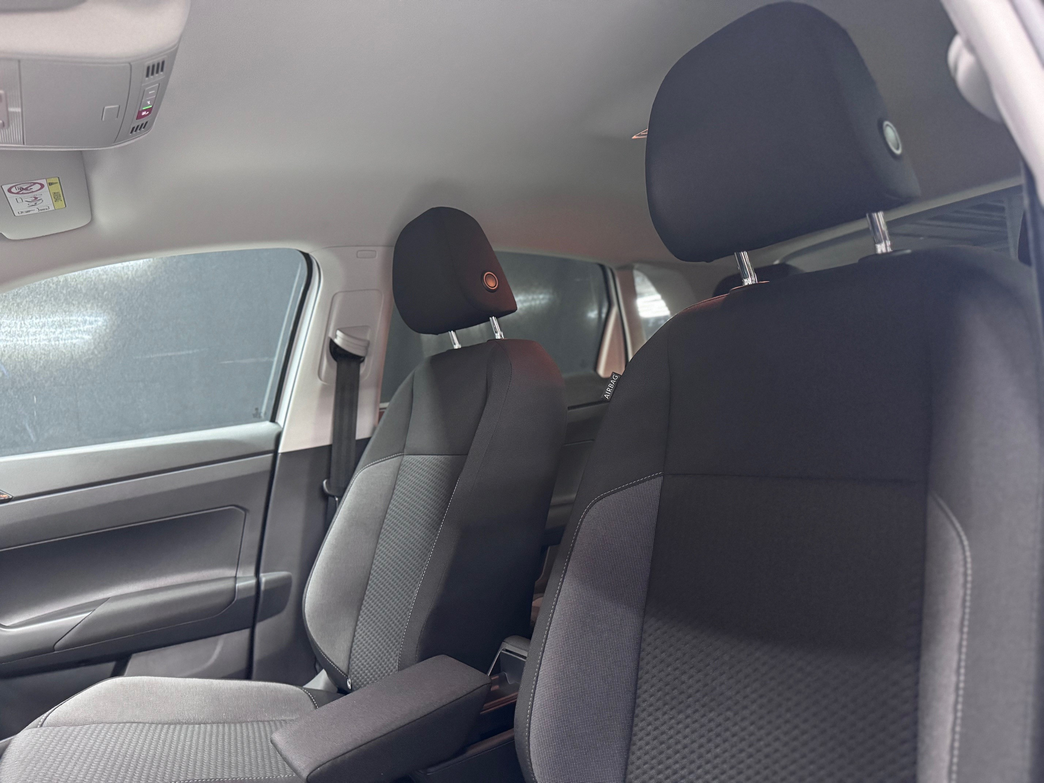 listing desktop thumbnail image 7