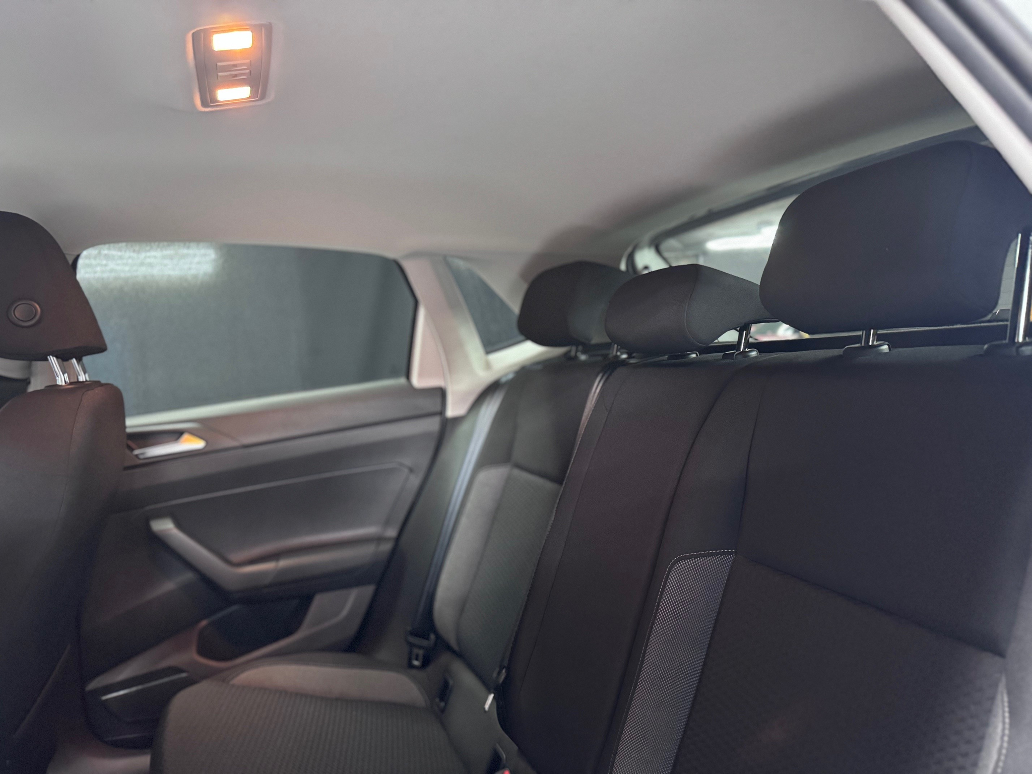 listing desktop thumbnail image 8