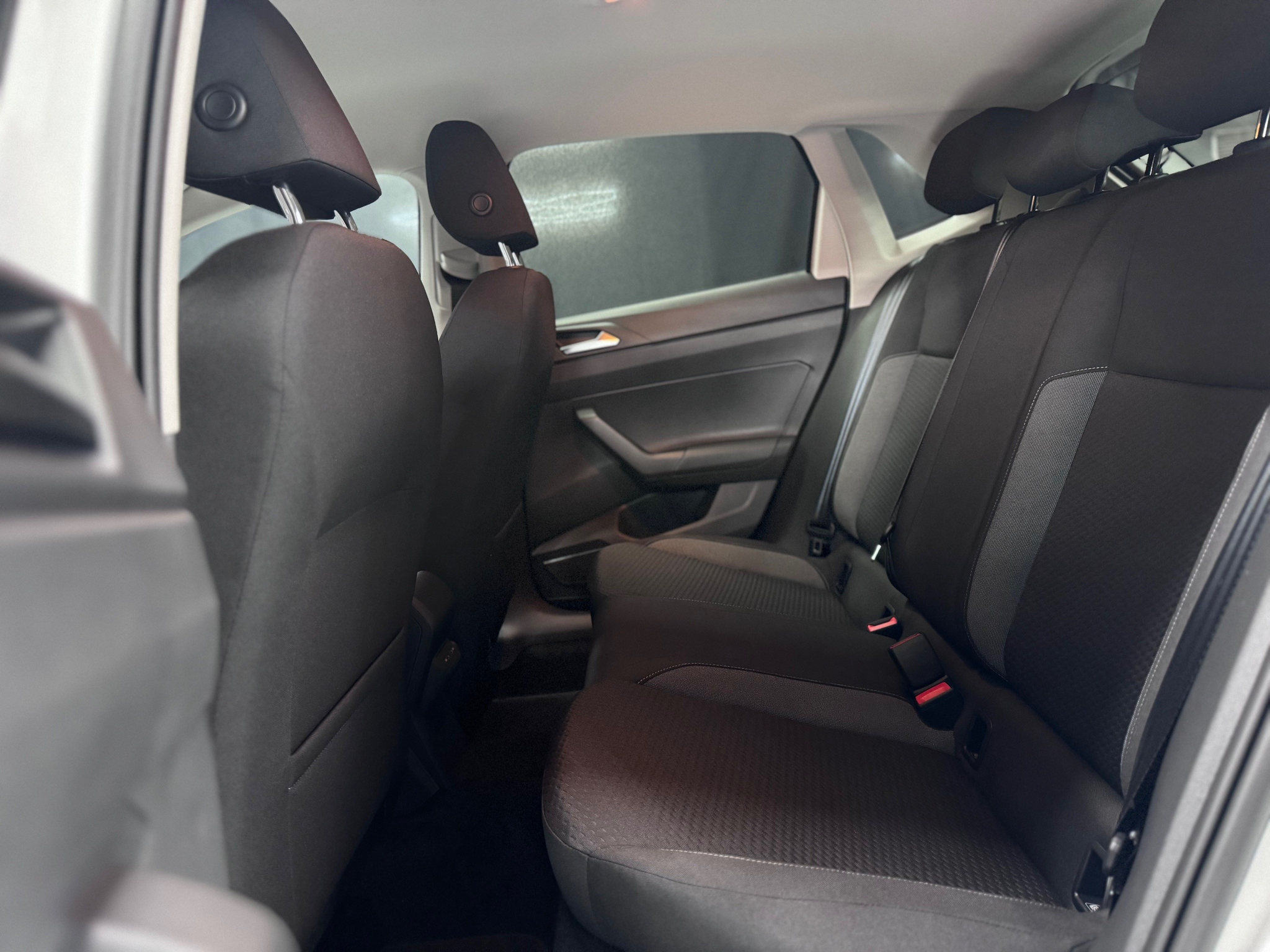 listing desktop thumbnail image 9