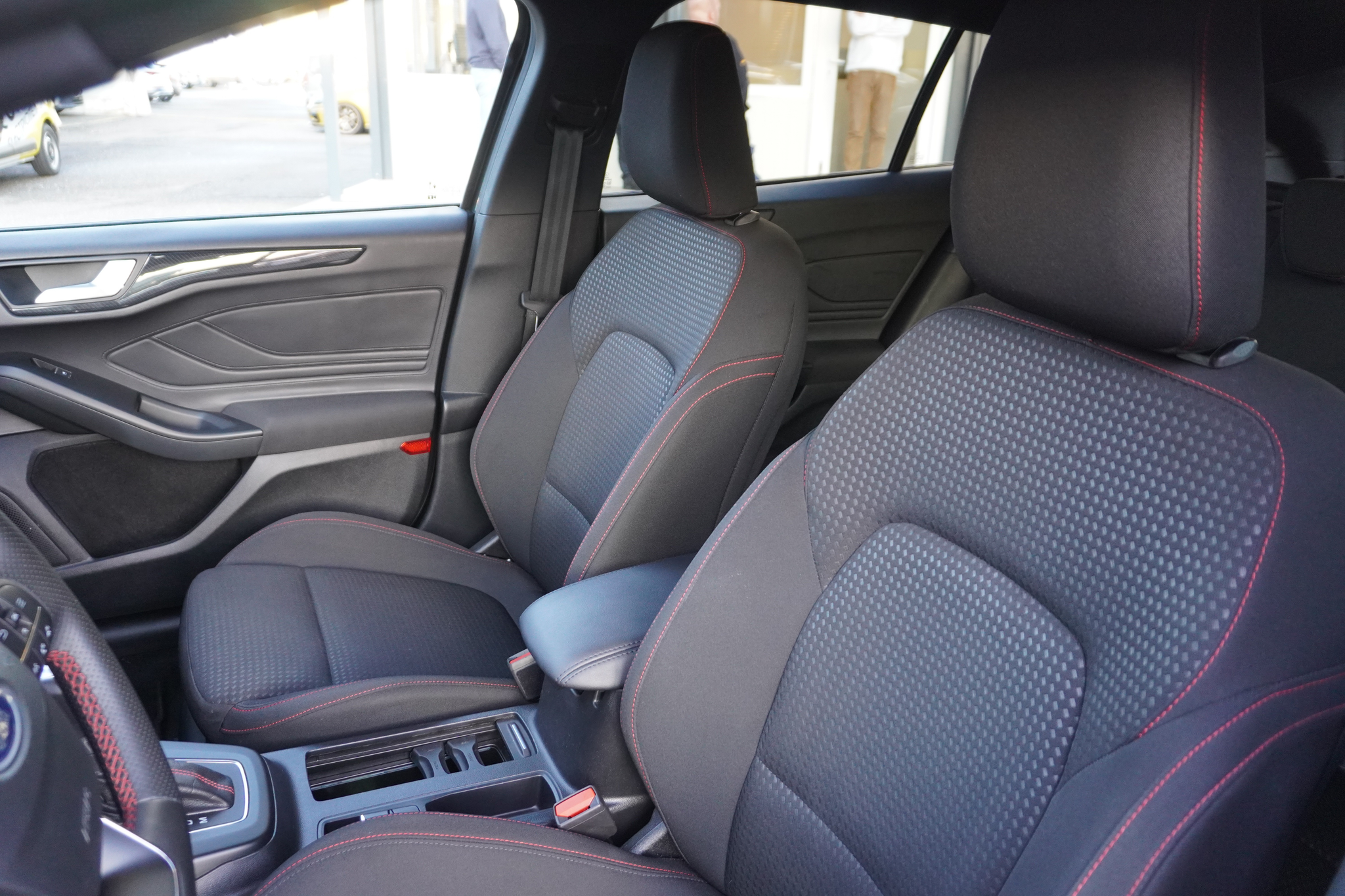 listing desktop thumbnail image 10