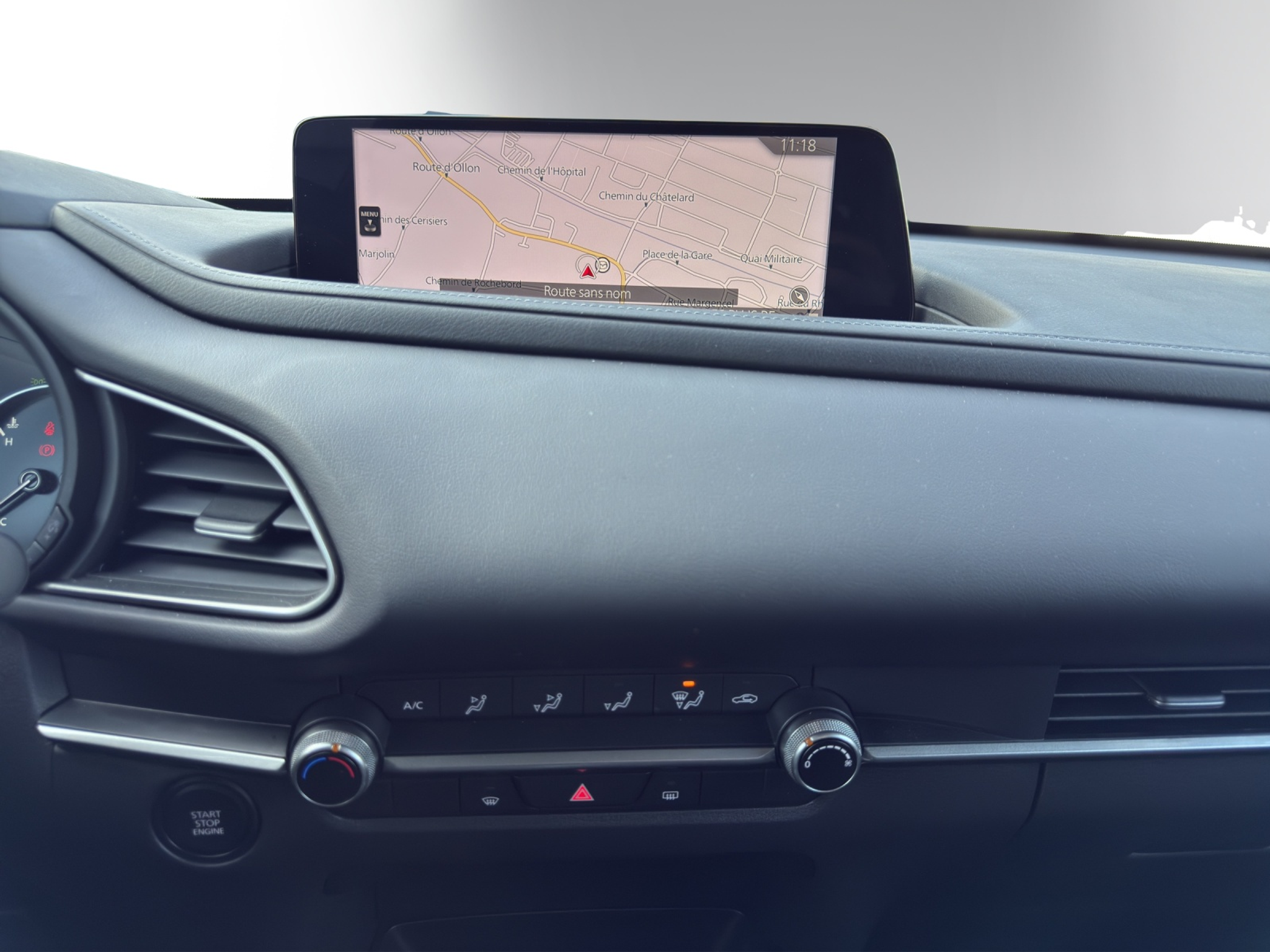 listing desktop thumbnail image 10