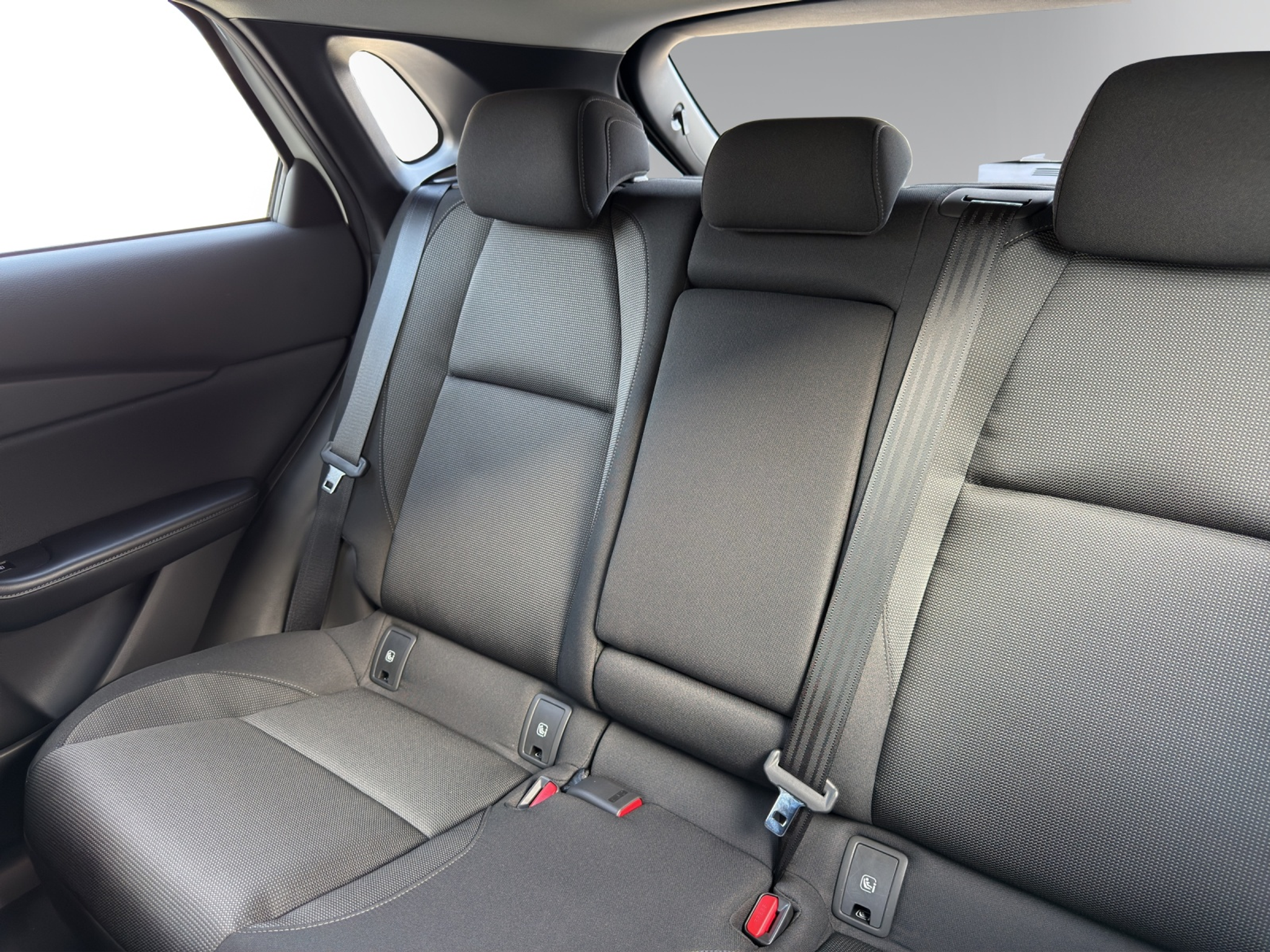 listing desktop thumbnail image 12