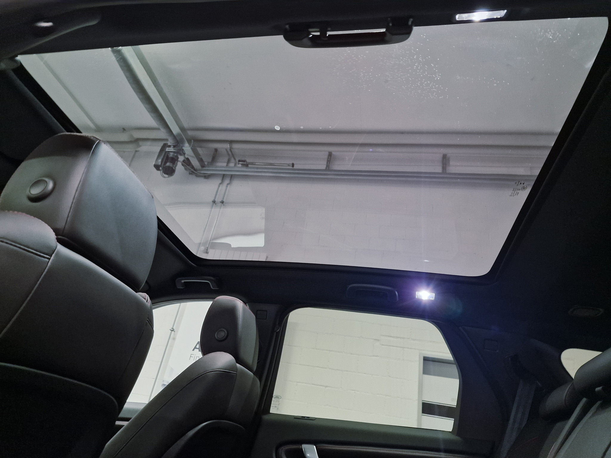 listing desktop thumbnail image 16