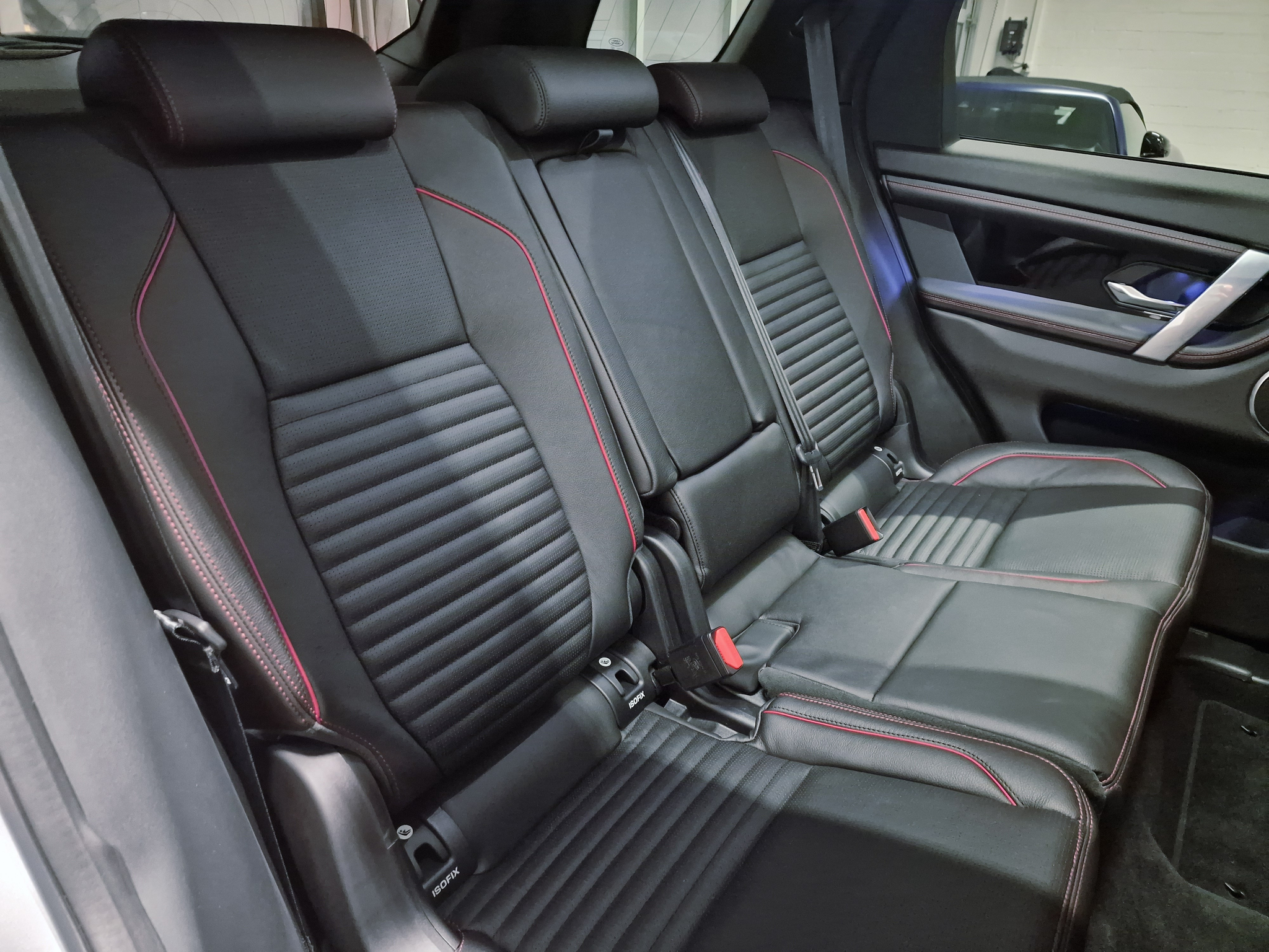 listing desktop thumbnail image 15