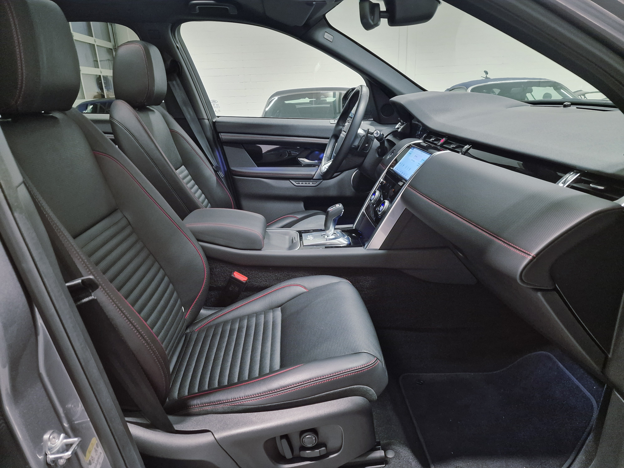 listing desktop thumbnail image 12