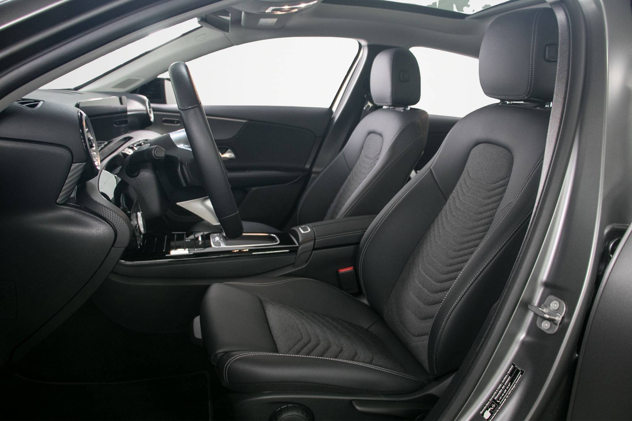 listing desktop thumbnail image 7