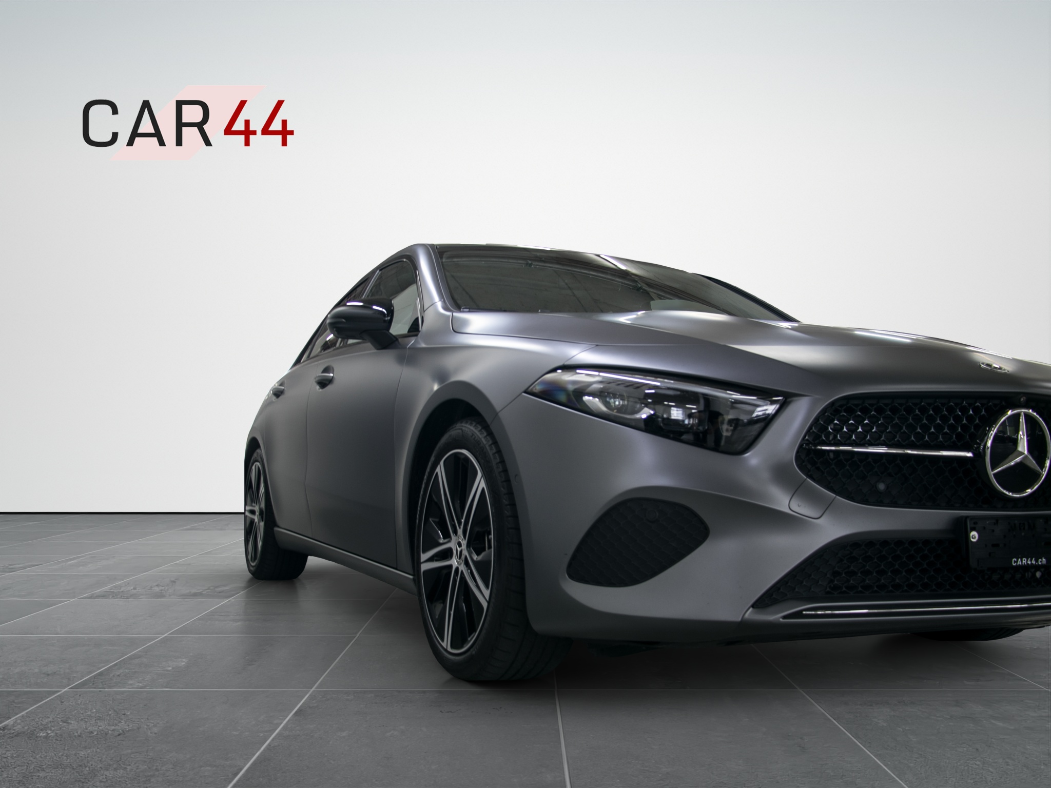 listing desktop thumbnail image 11