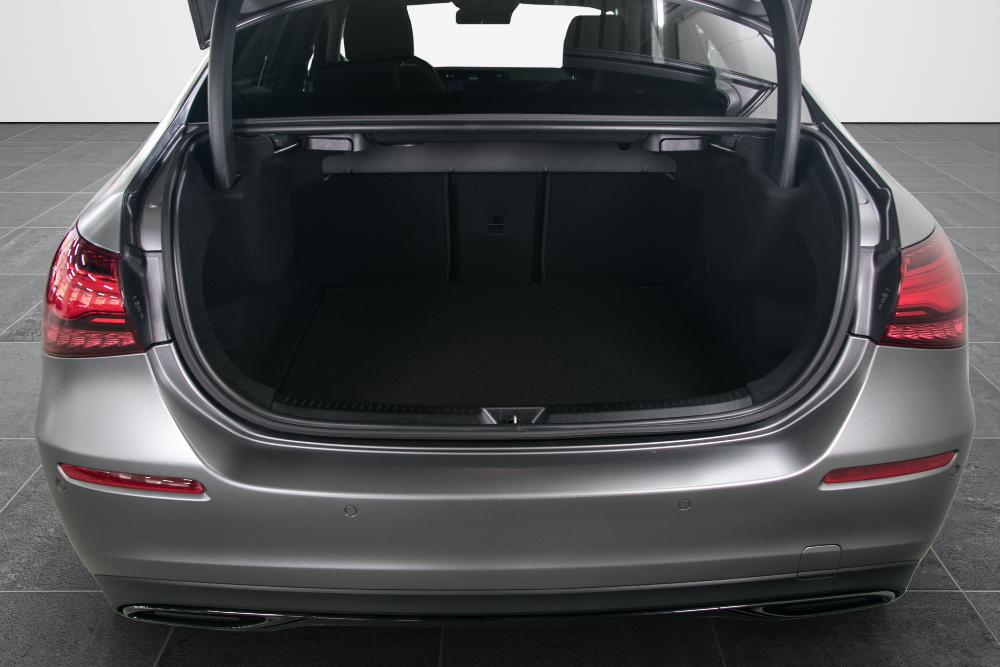 listing desktop thumbnail image 10