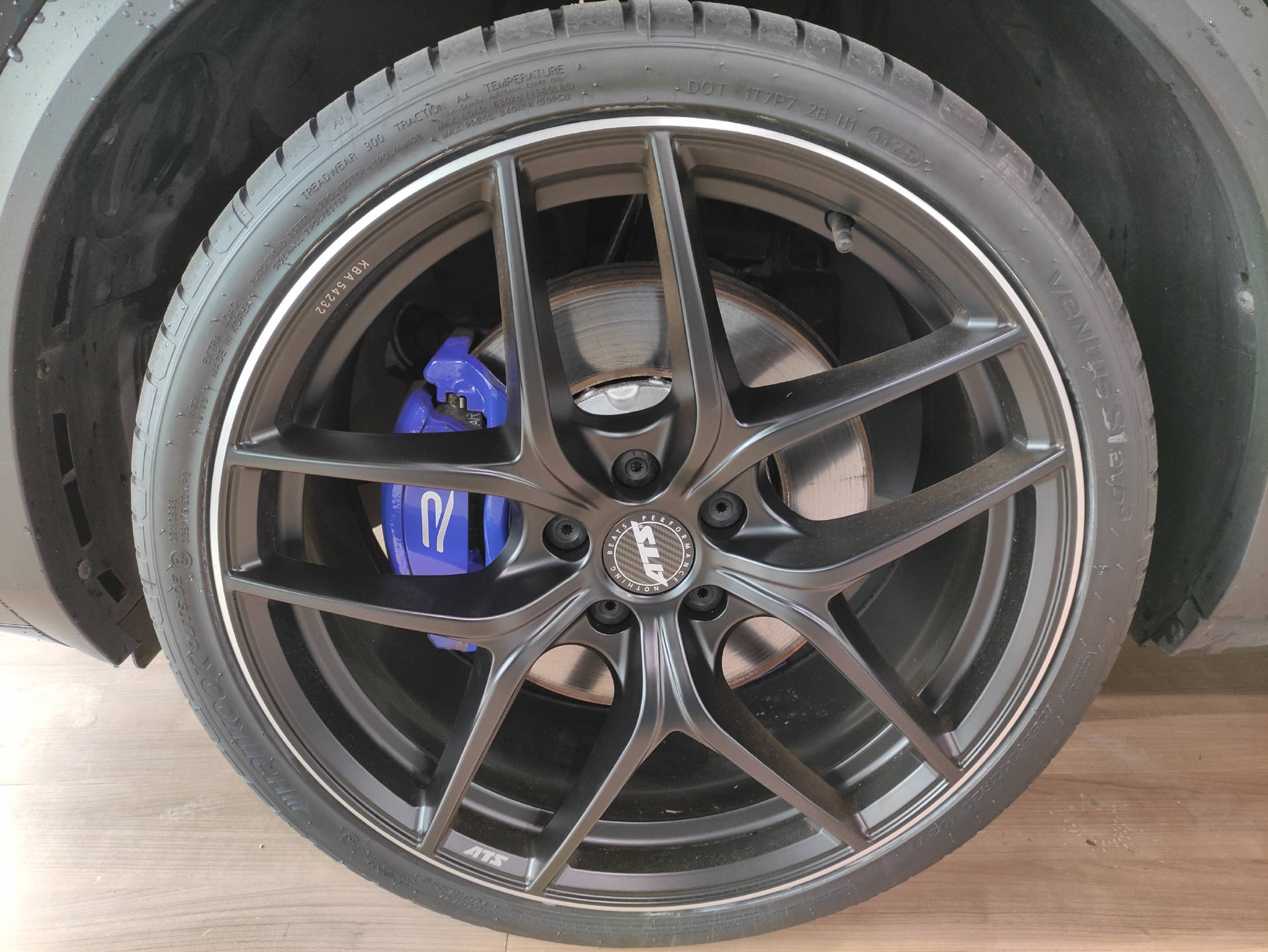 listing desktop thumbnail image 2