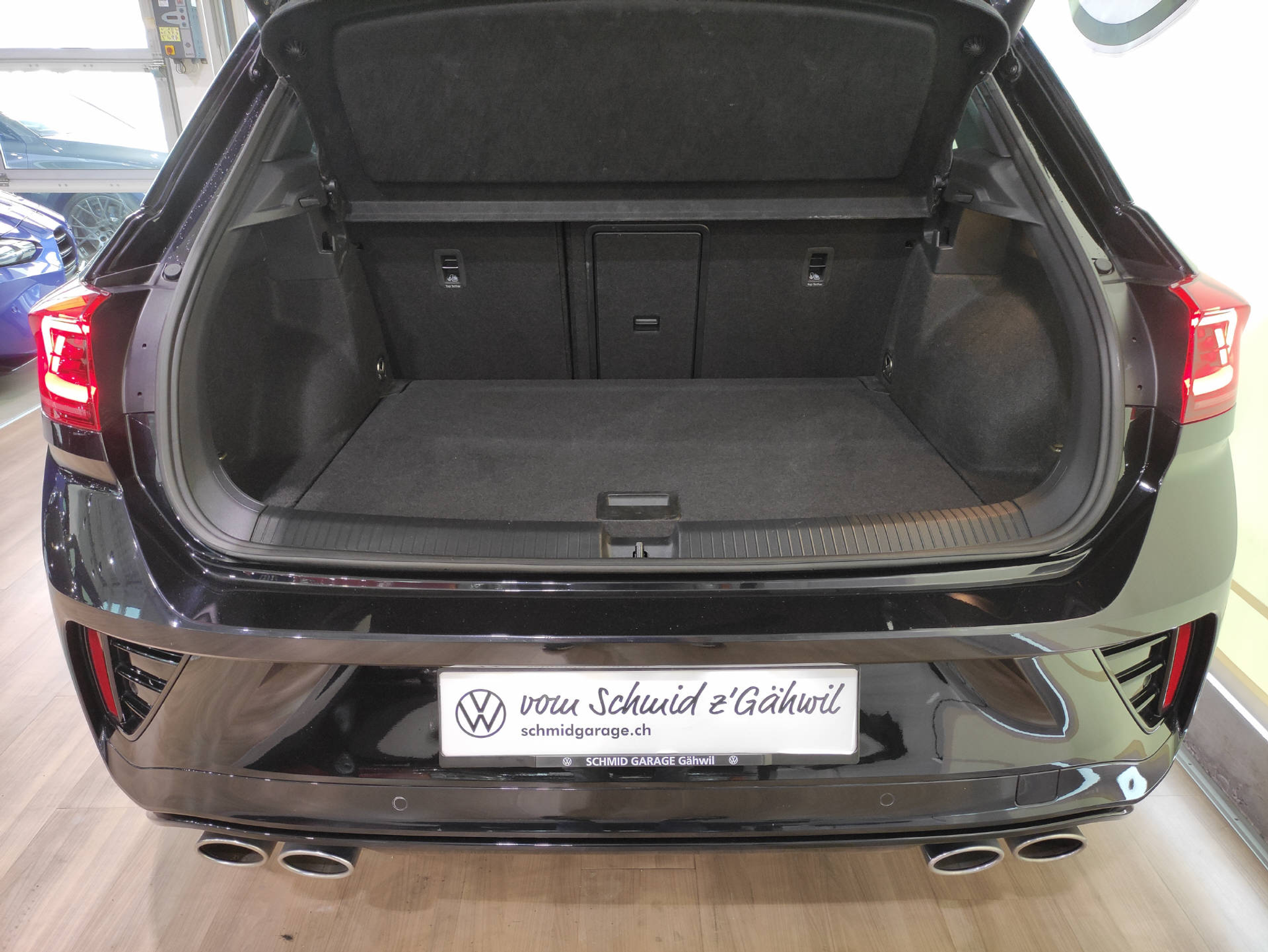 listing desktop thumbnail image 13