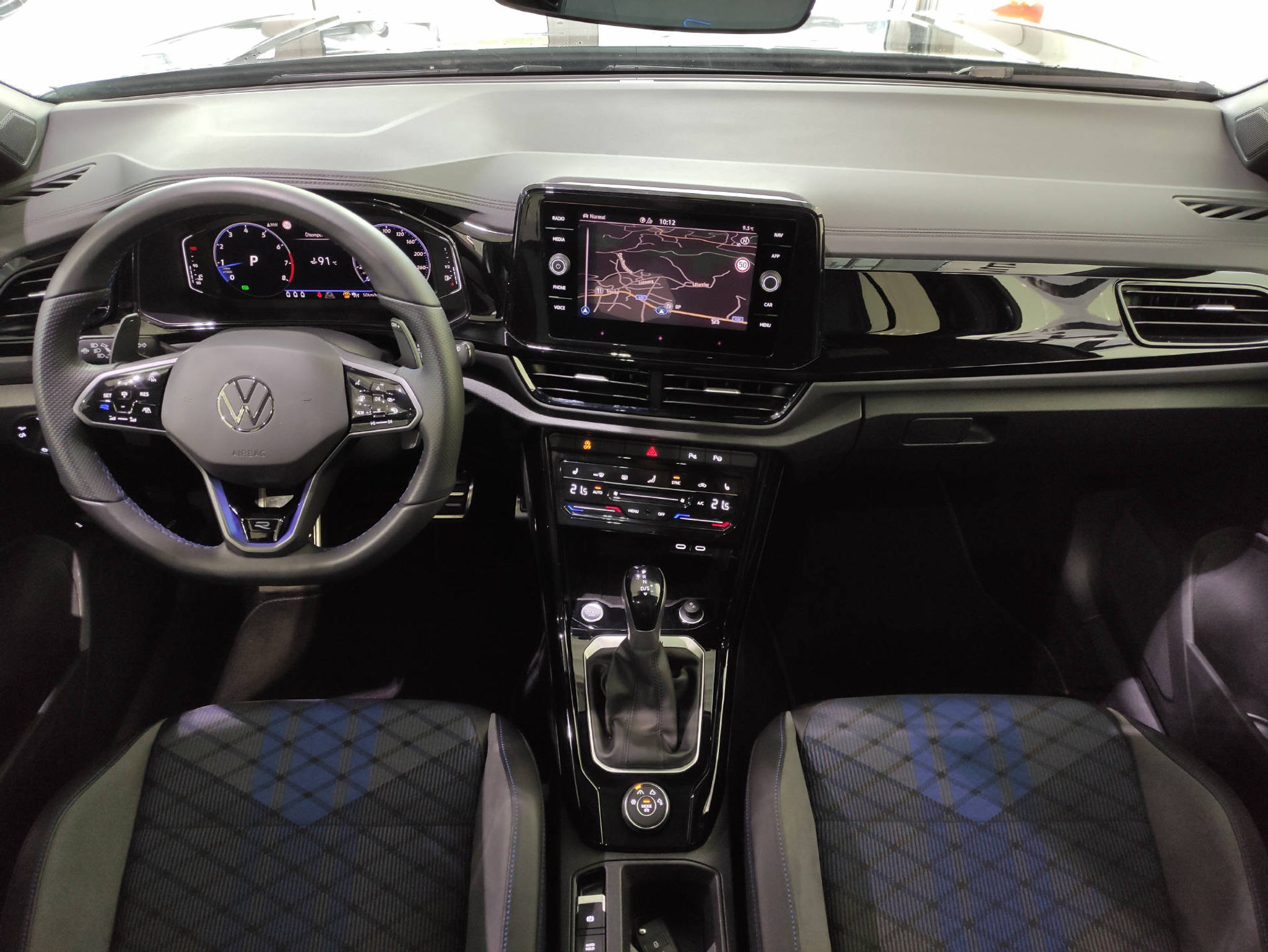 listing desktop thumbnail image 12