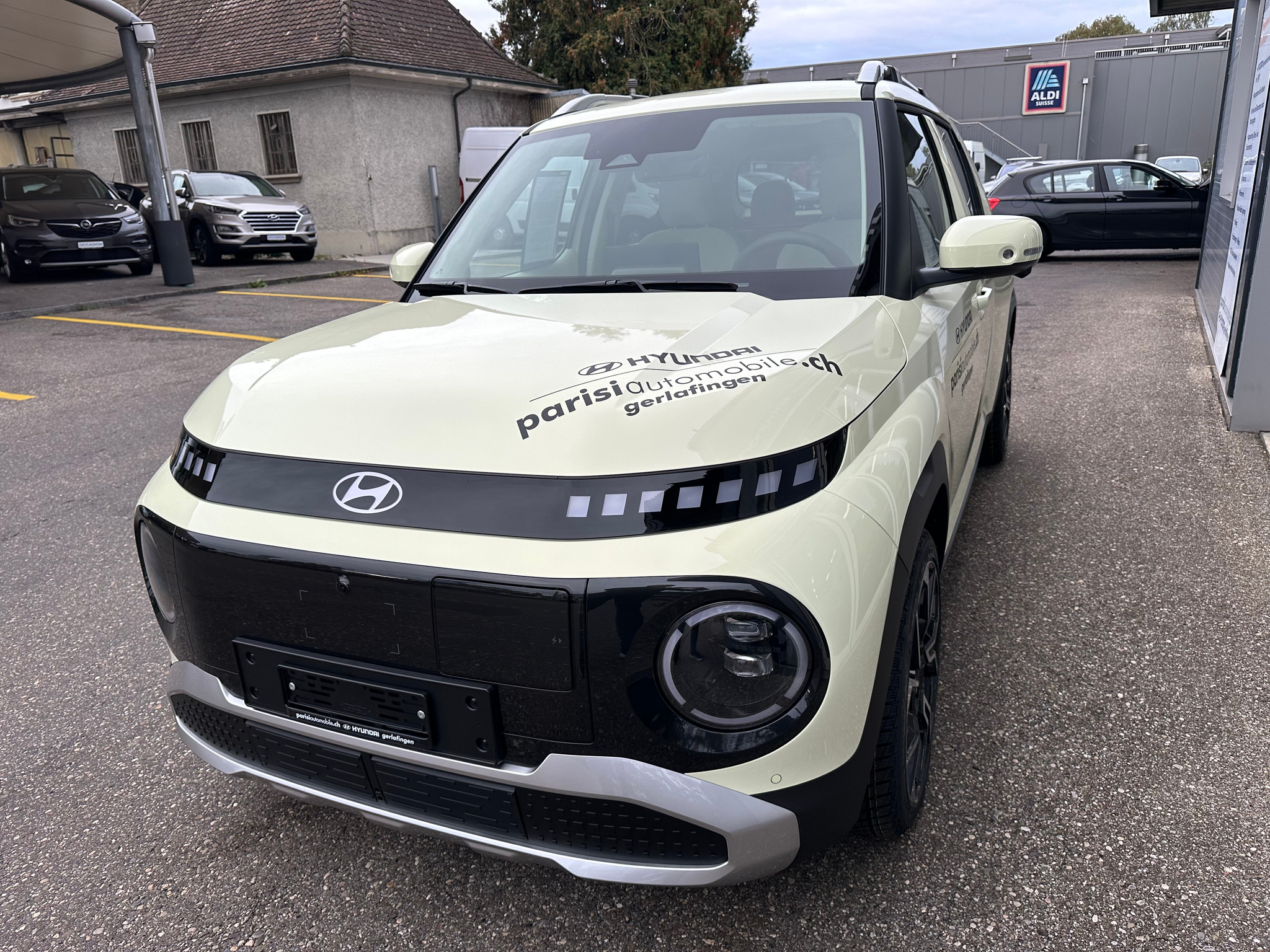 listing desktop thumbnail image 2