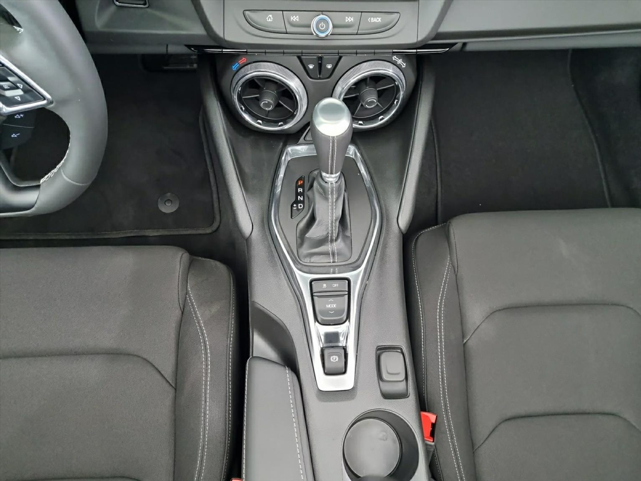 listing desktop thumbnail image 7