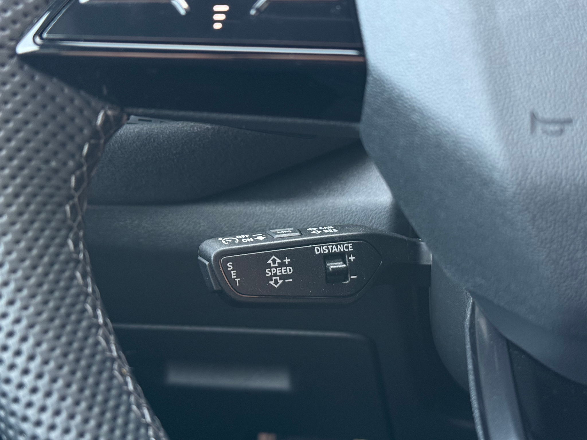 listing desktop thumbnail image 24