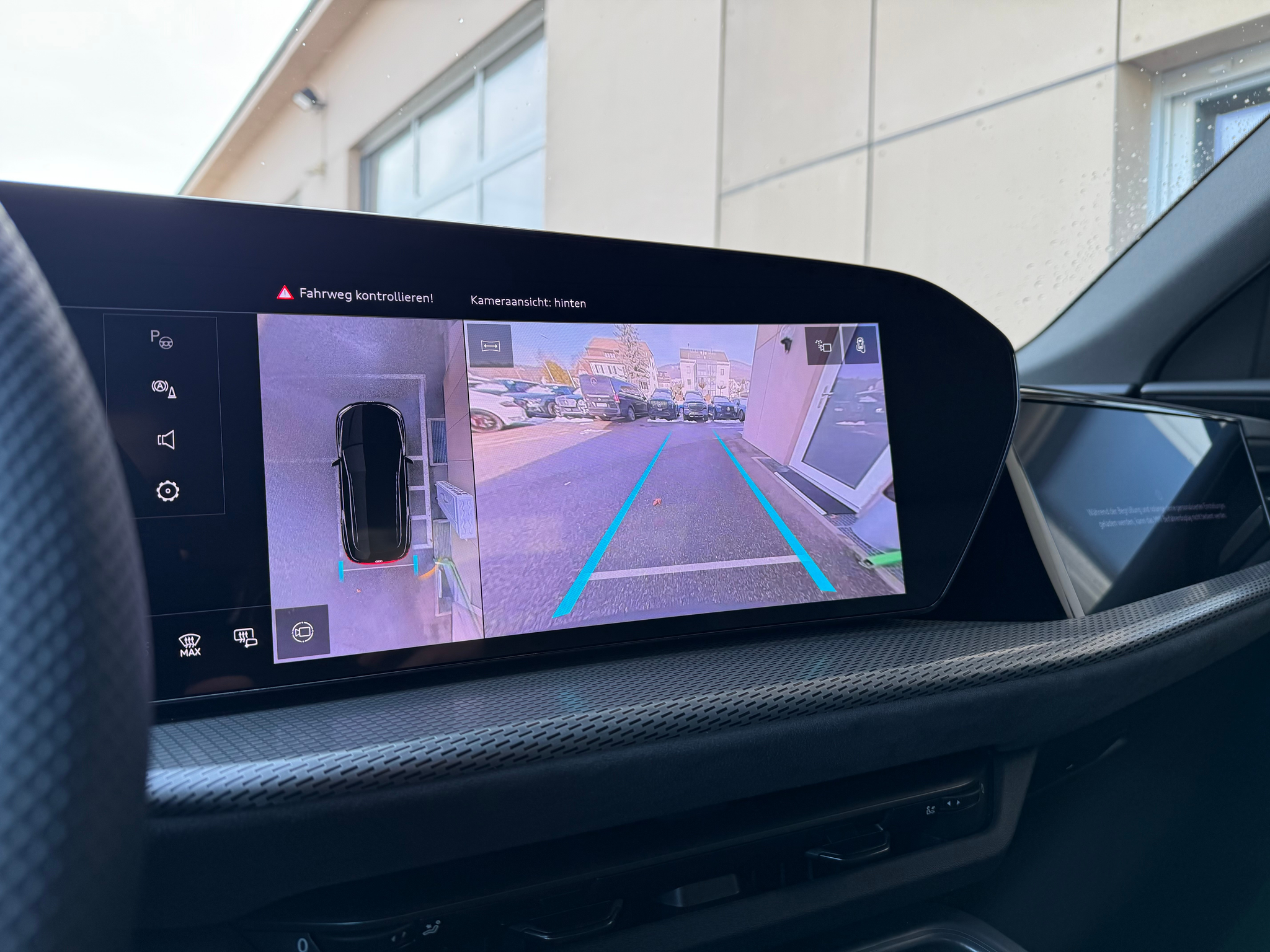 listing desktop thumbnail image 16