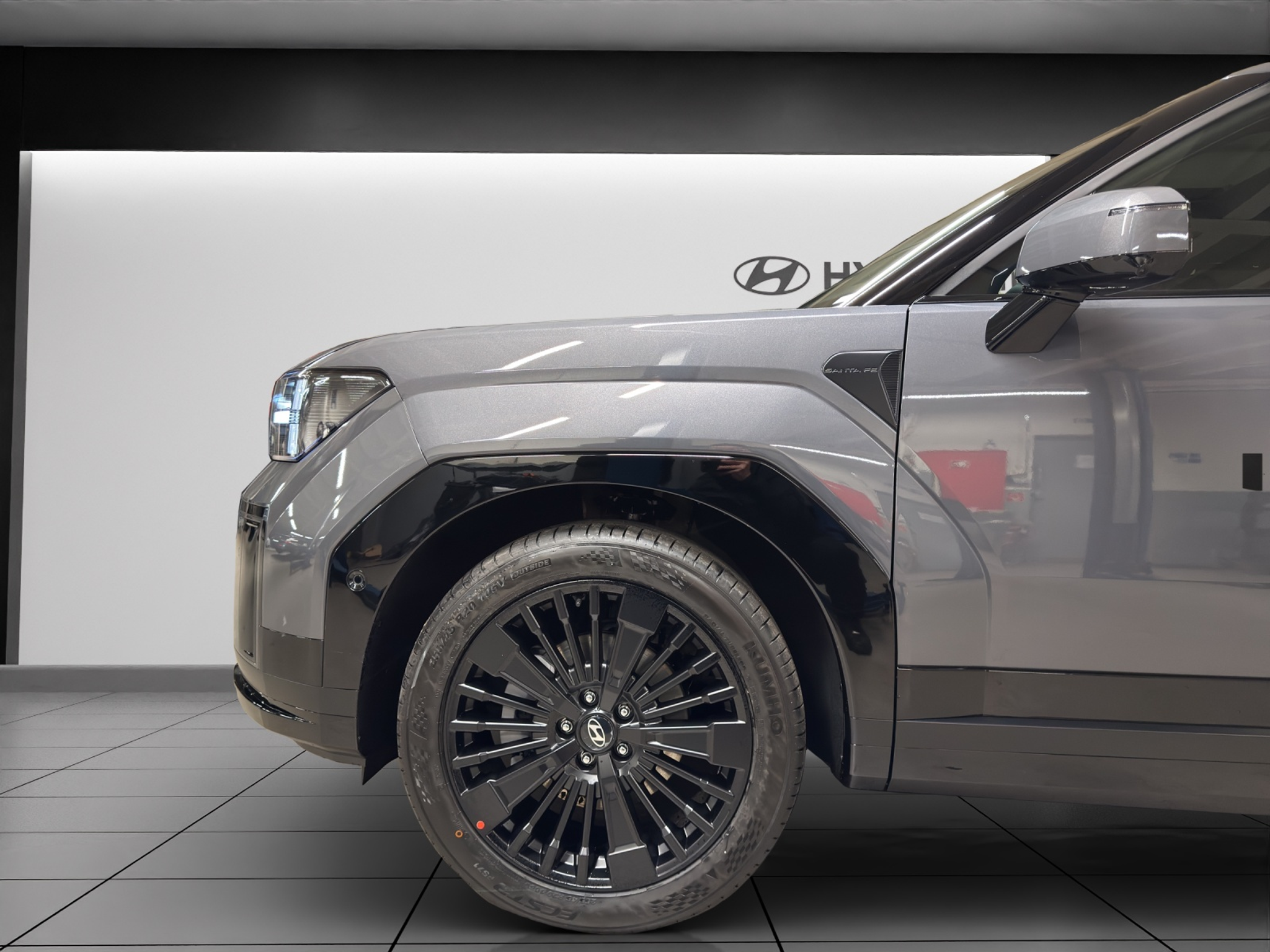 listing desktop thumbnail image 4