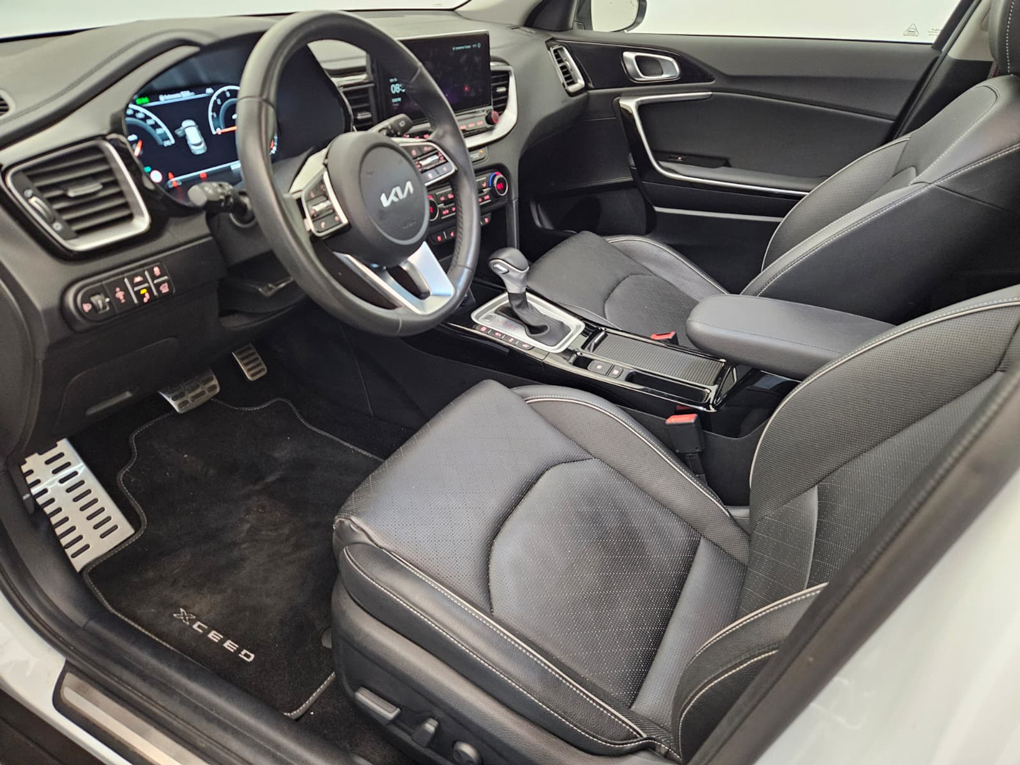 listing desktop thumbnail image 10