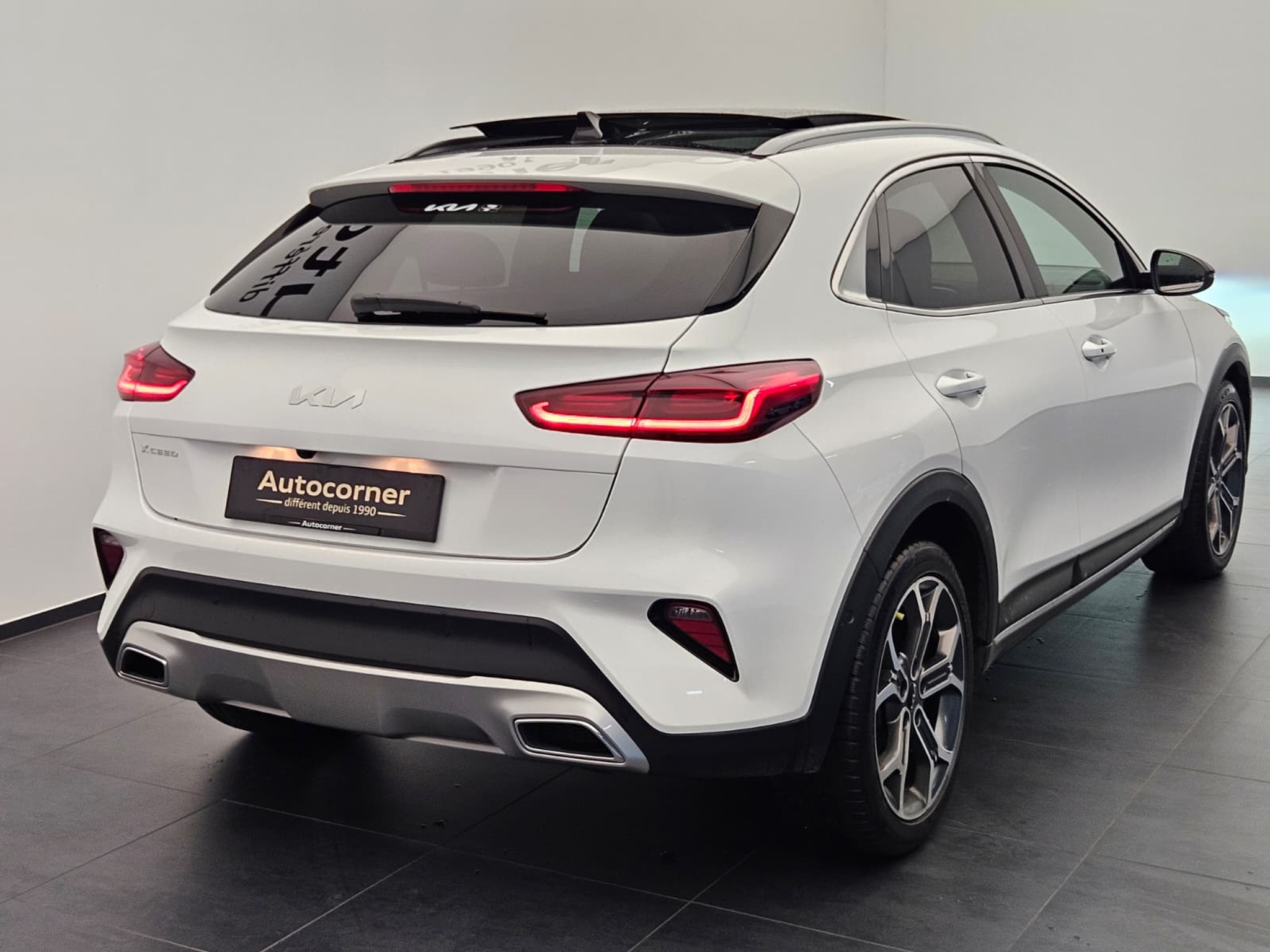 listing desktop thumbnail image 8