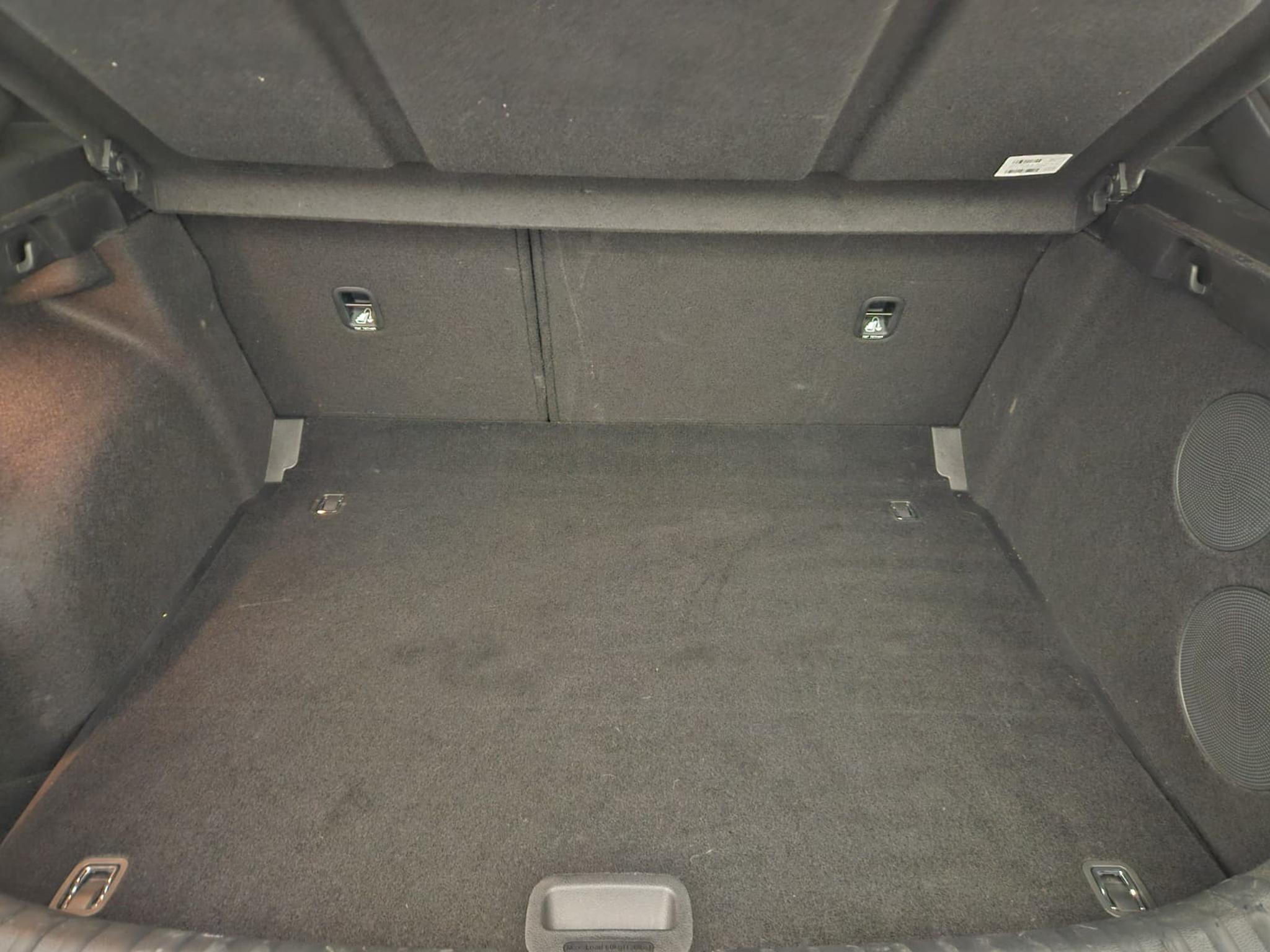 listing desktop thumbnail image 14