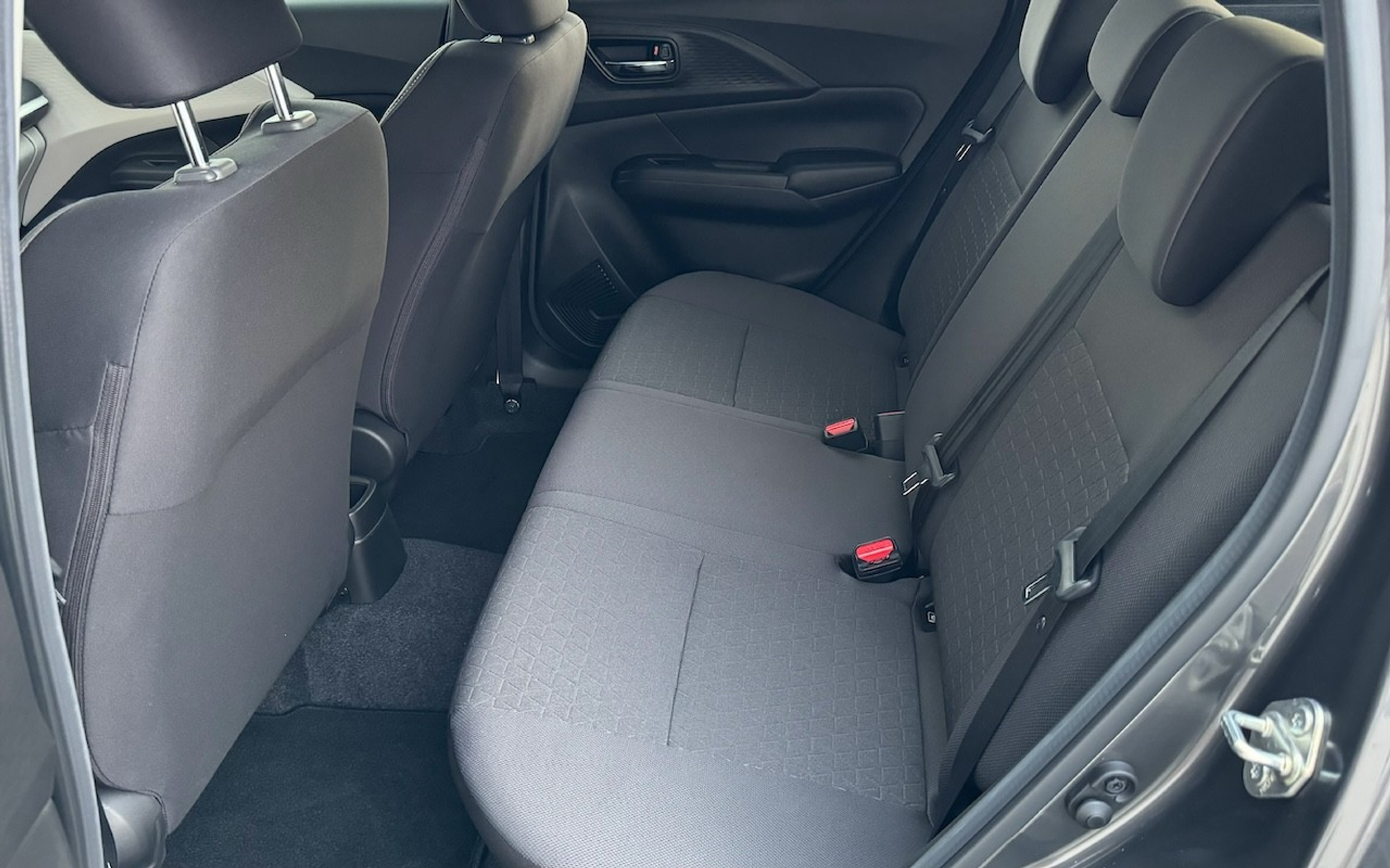 listing desktop thumbnail image 29