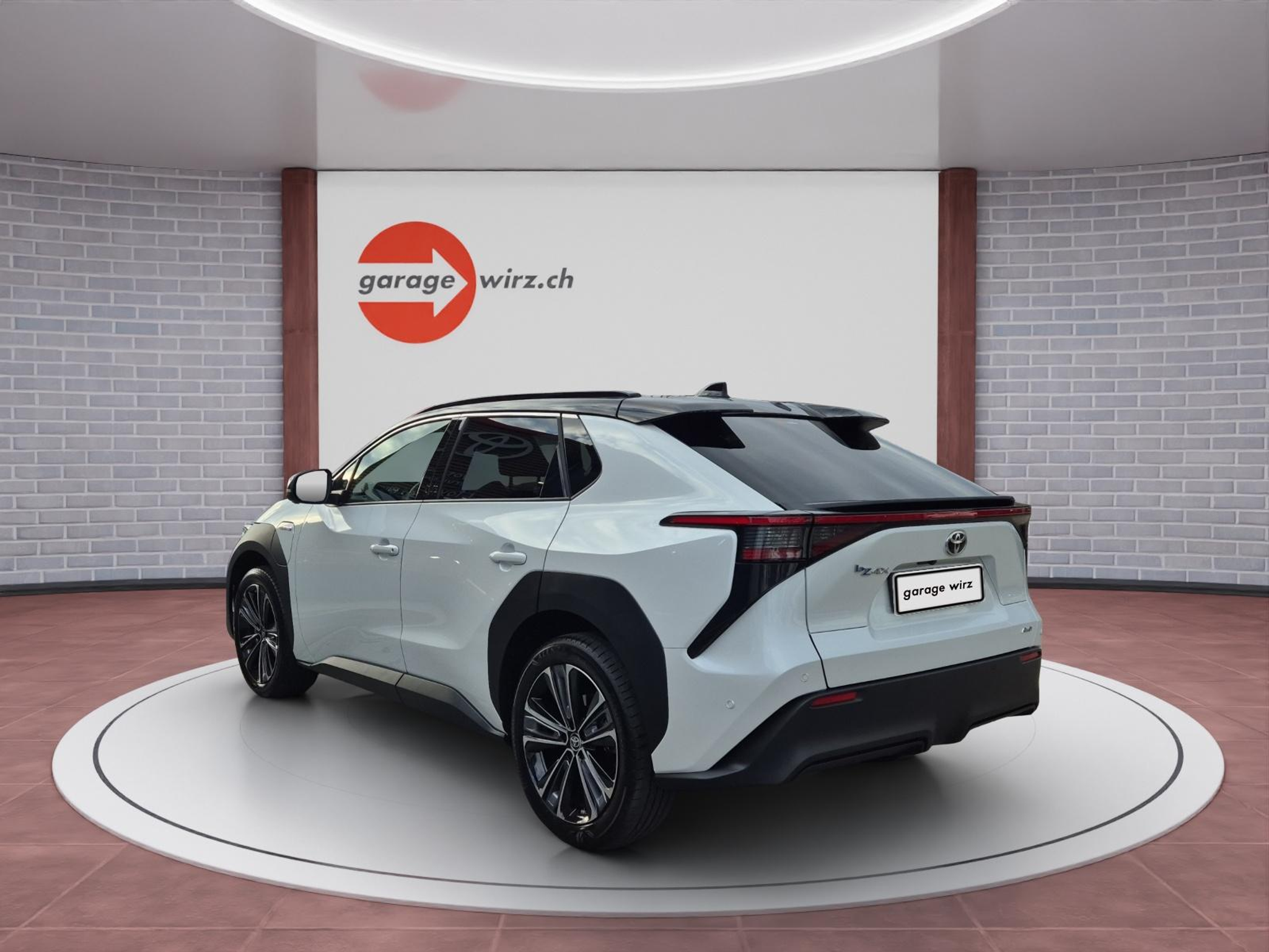 listing desktop thumbnail image 2