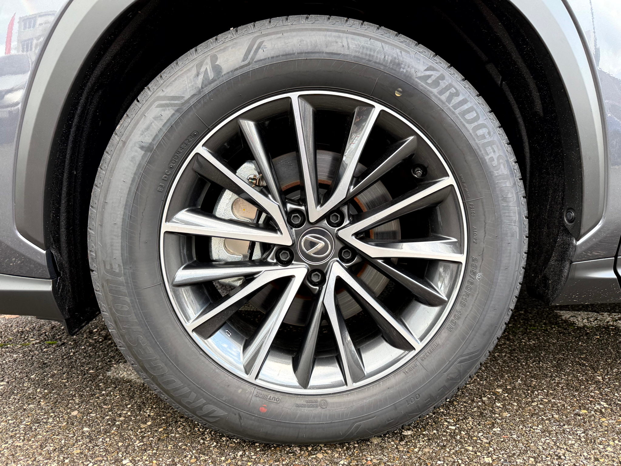 listing desktop thumbnail image 4