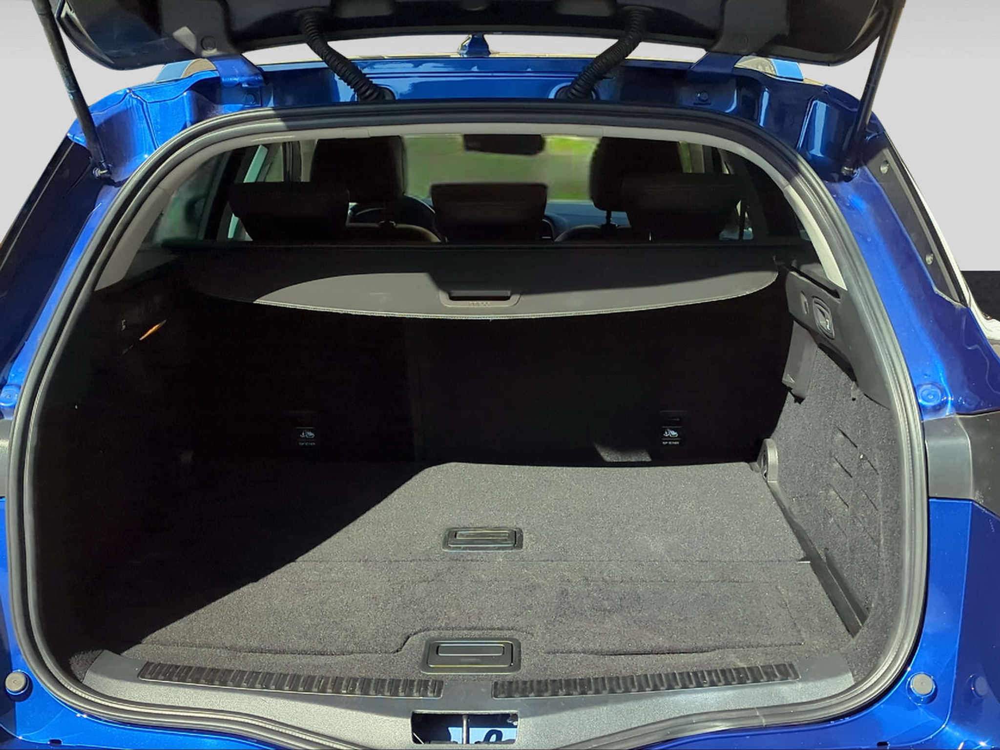 listing desktop thumbnail image 11