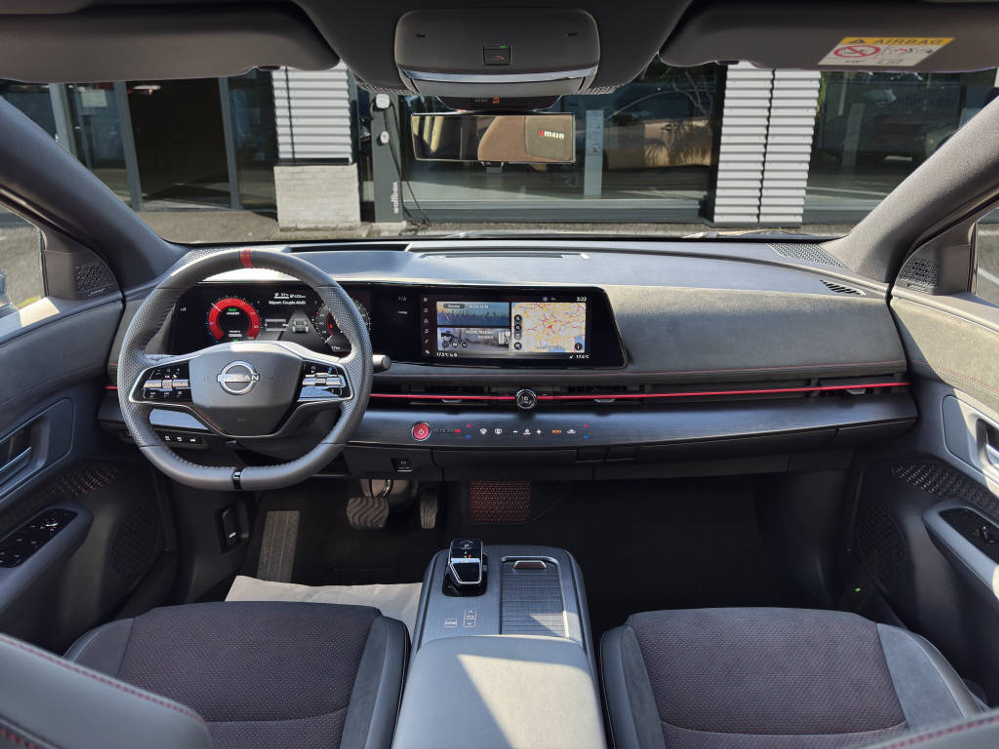 listing desktop thumbnail image 12