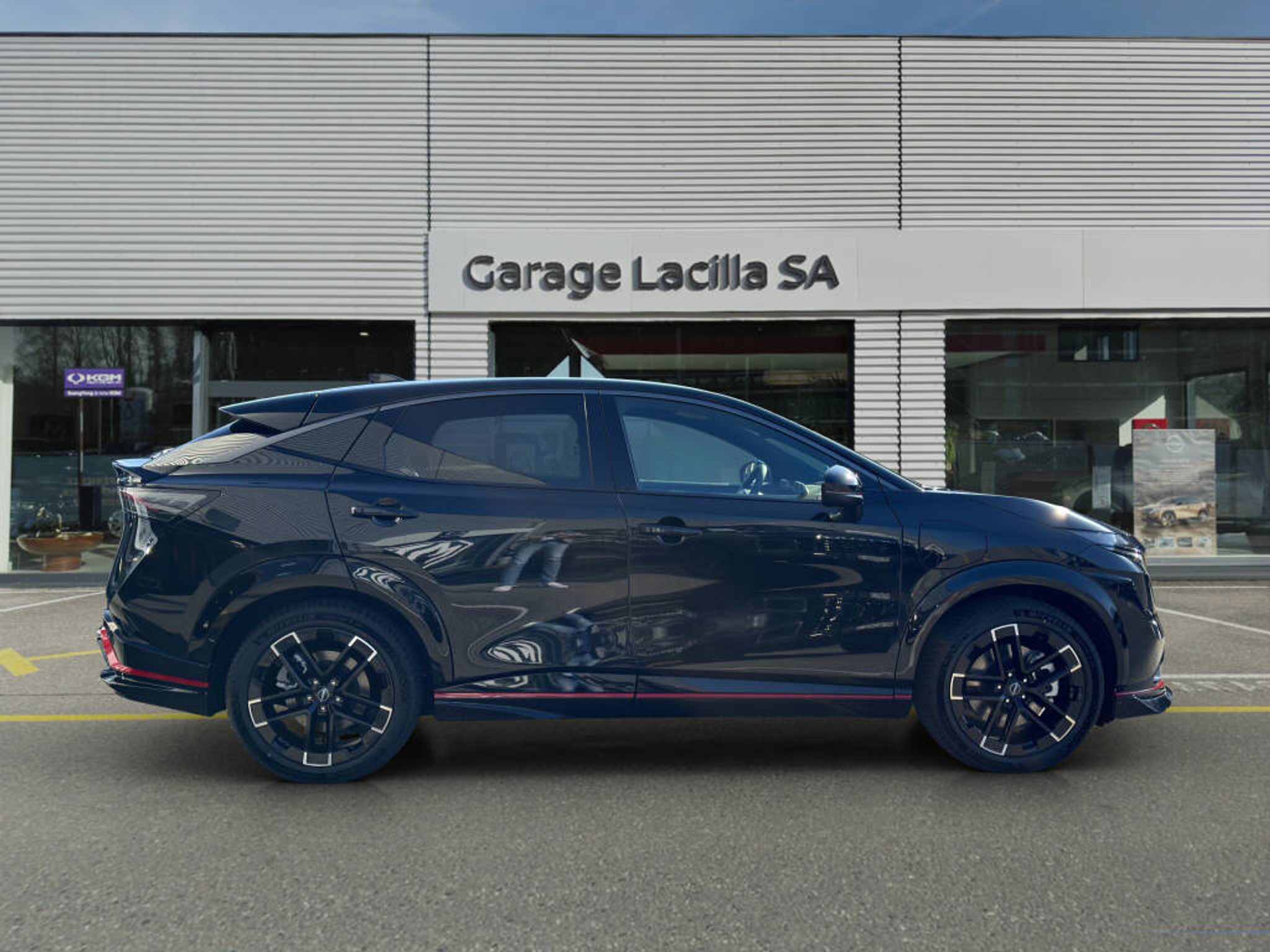 listing desktop thumbnail image 7