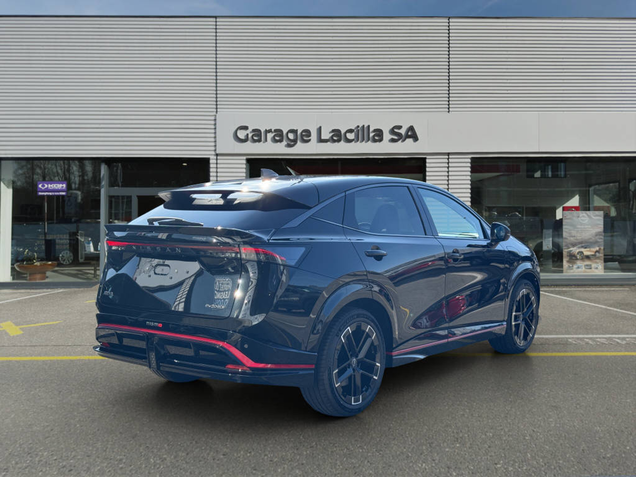 listing desktop thumbnail image 6