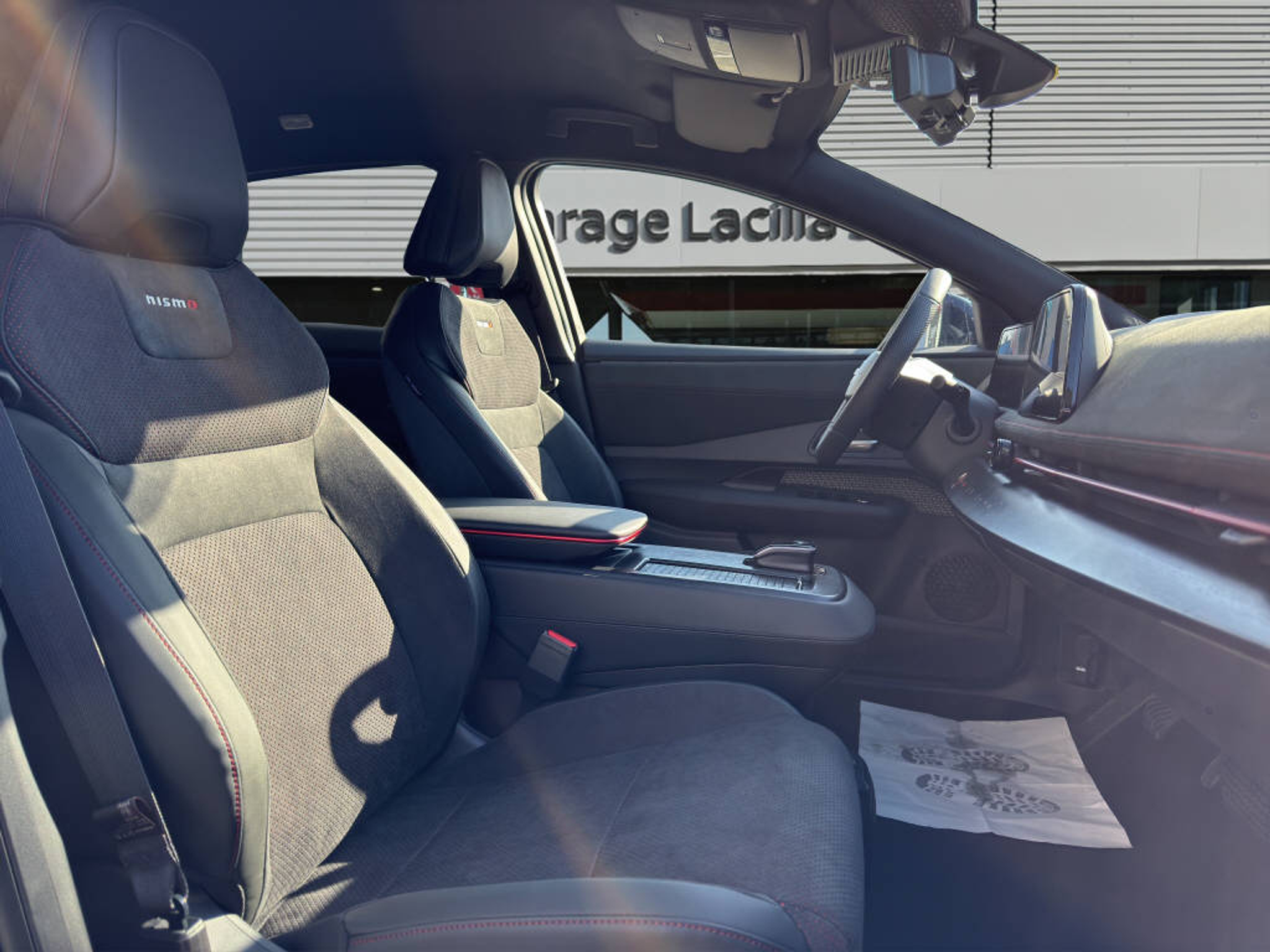 listing desktop thumbnail image 15