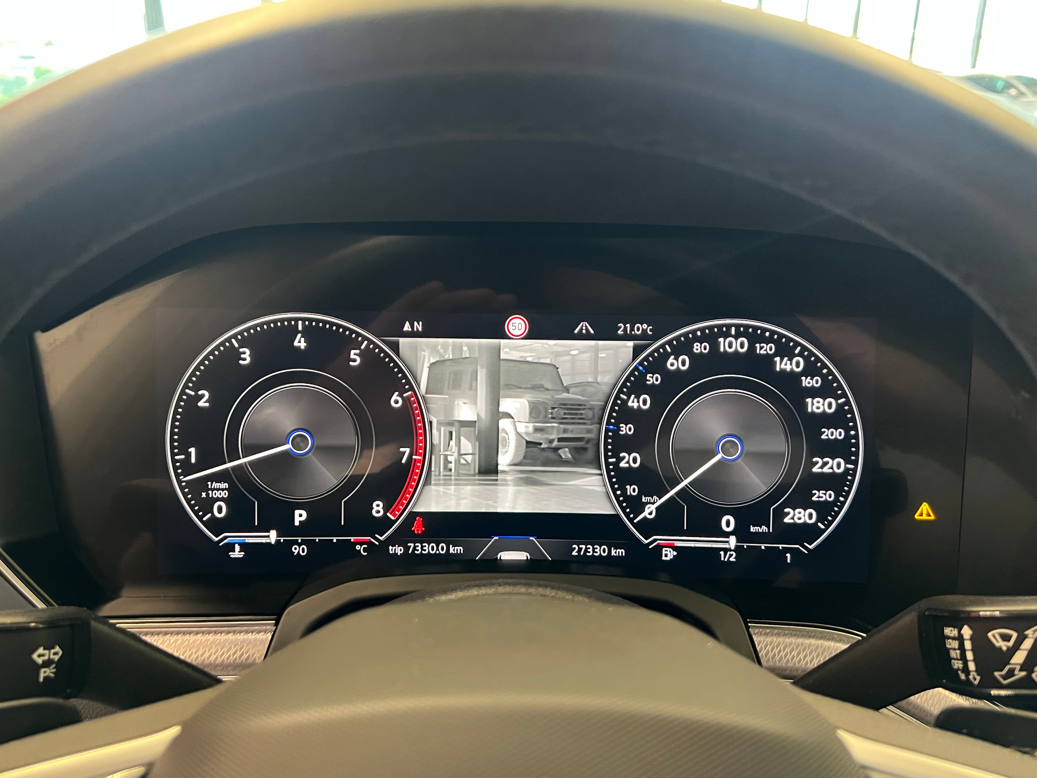 listing desktop thumbnail image 25