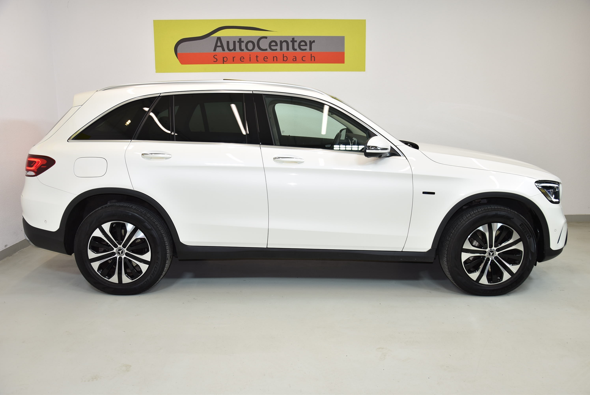 listing desktop thumbnail image 9