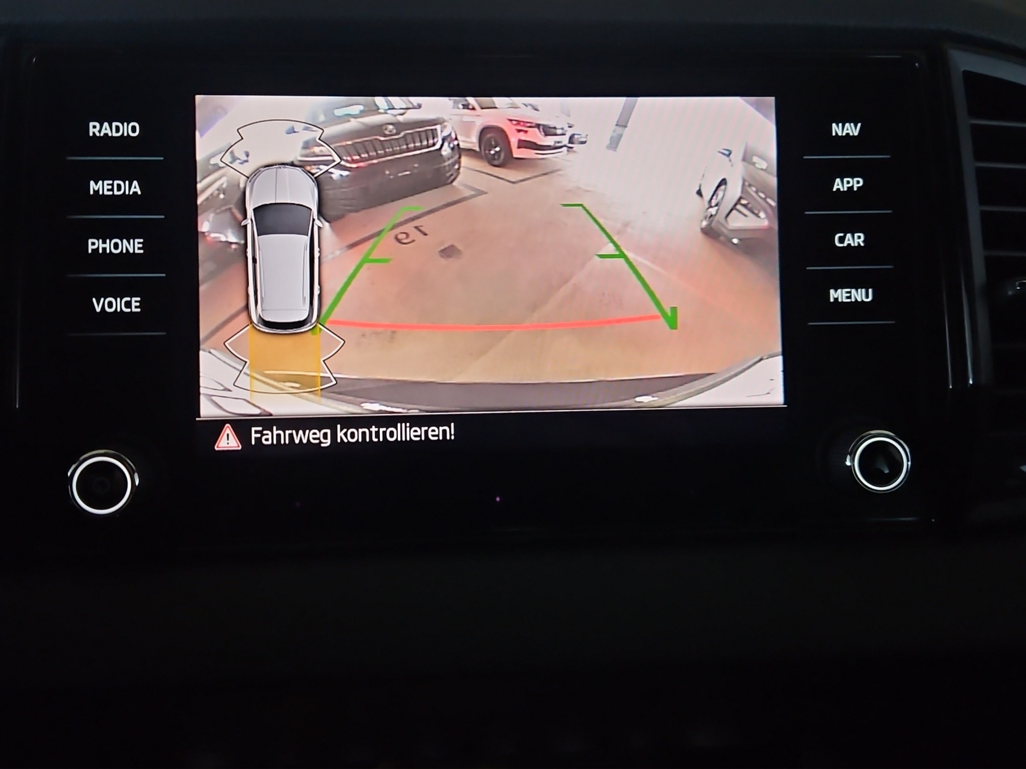 listing desktop thumbnail image 15