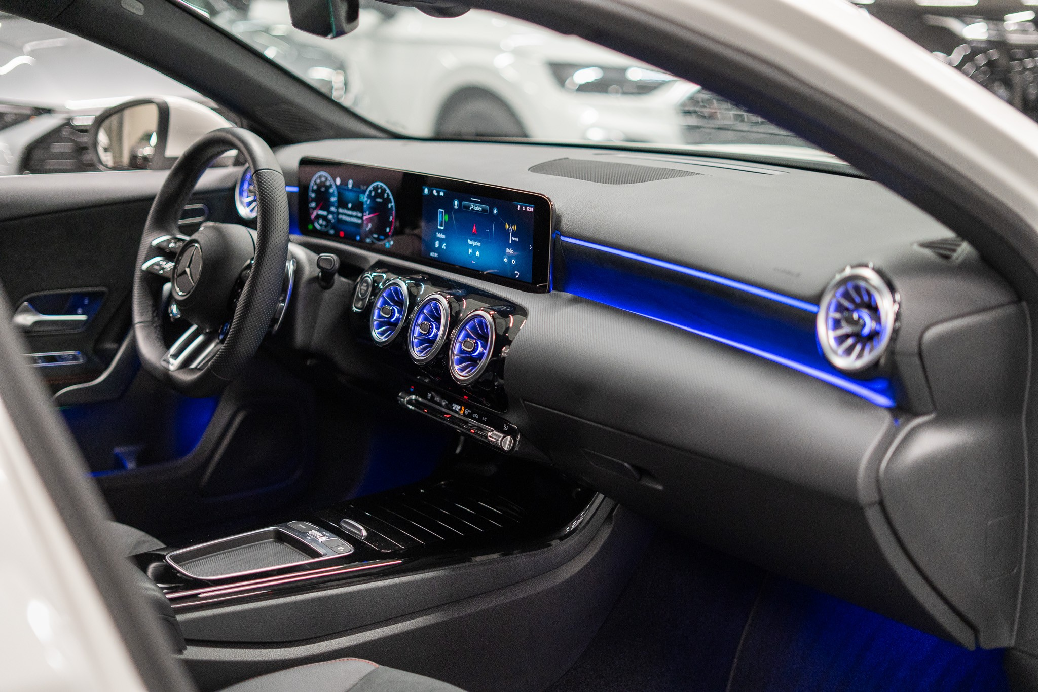 listing desktop thumbnail image 14