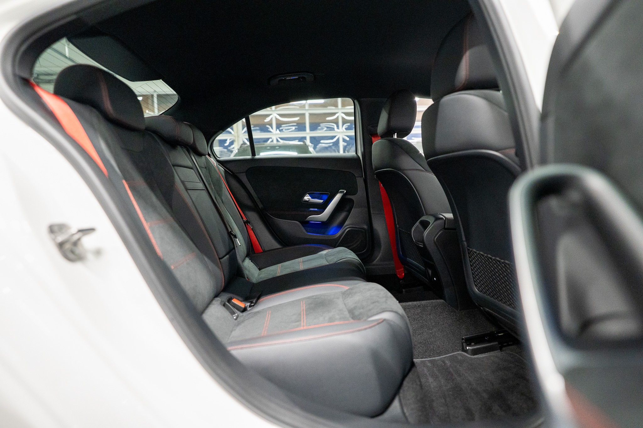 listing desktop thumbnail image 12