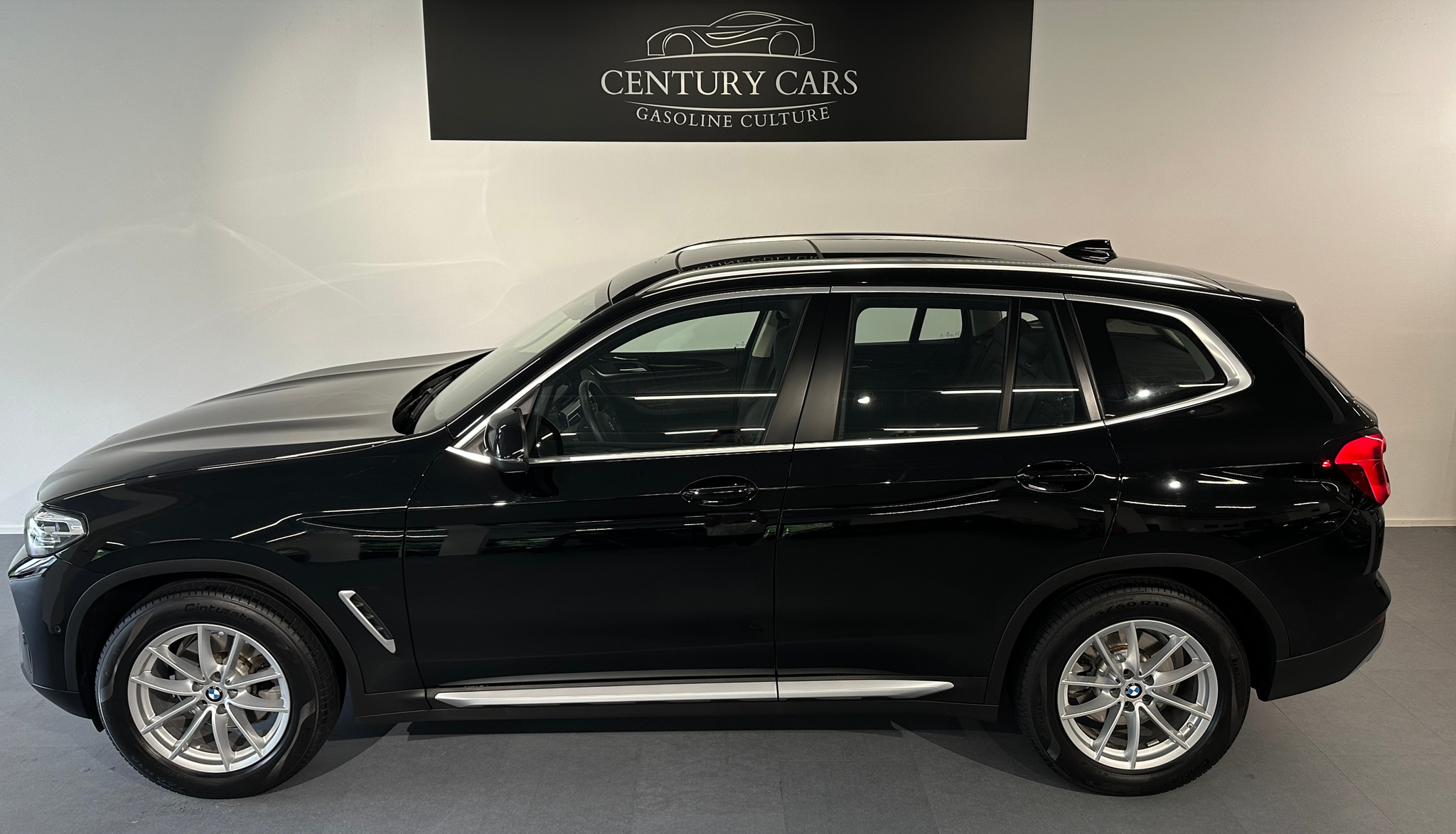 listing desktop thumbnail image 1