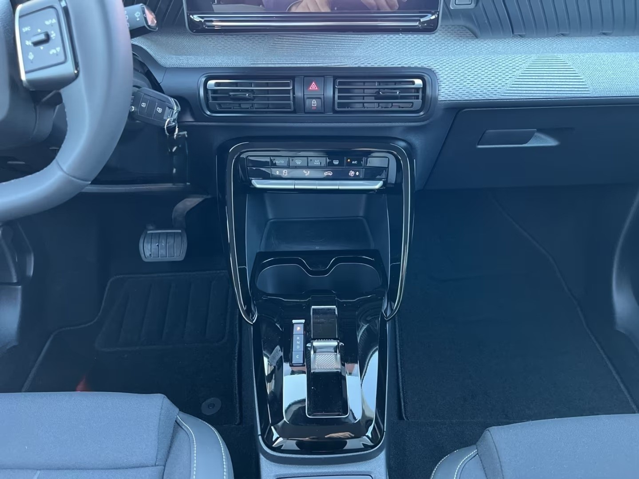 listing desktop thumbnail image 26