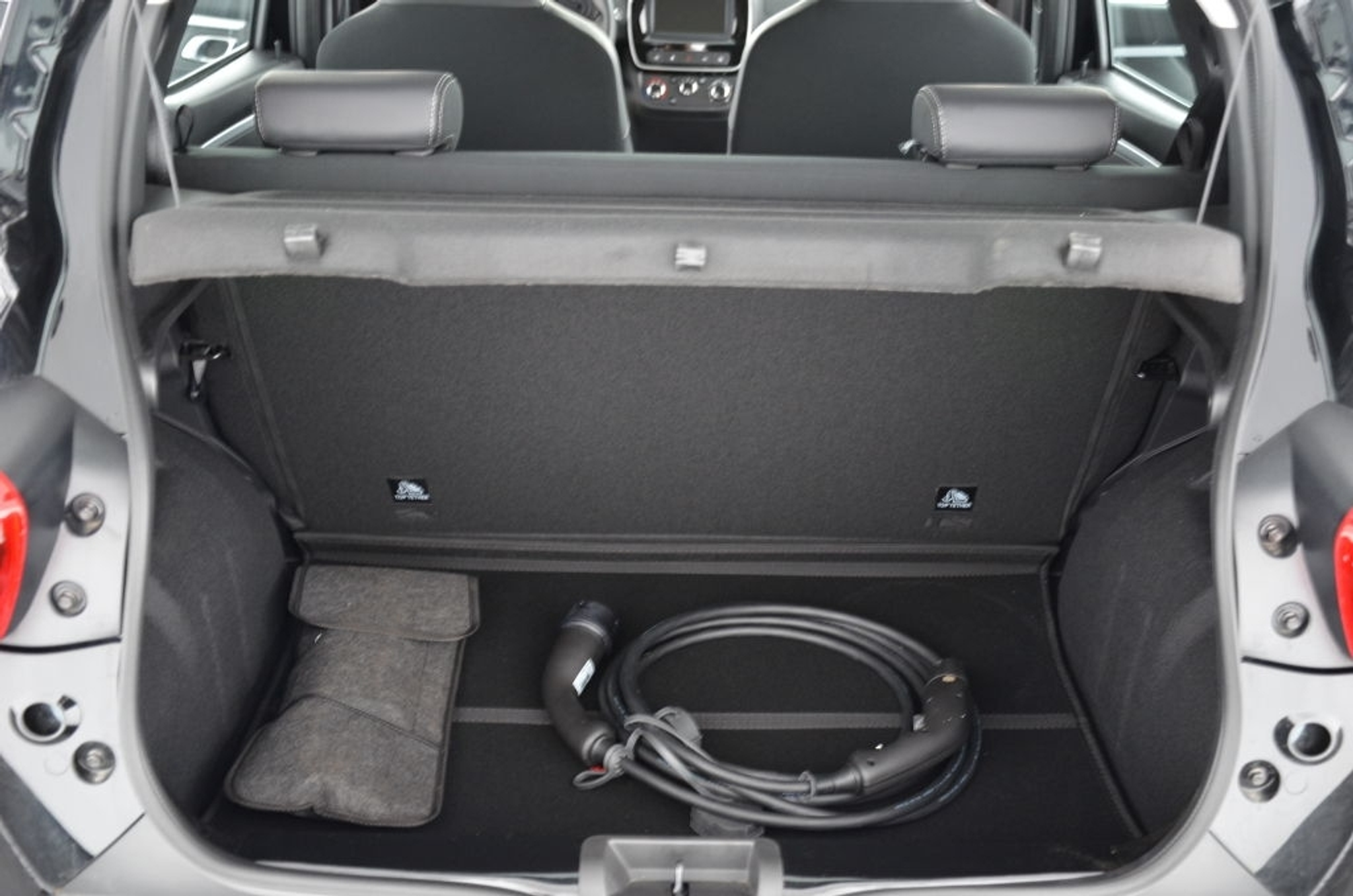 listing desktop thumbnail image 22