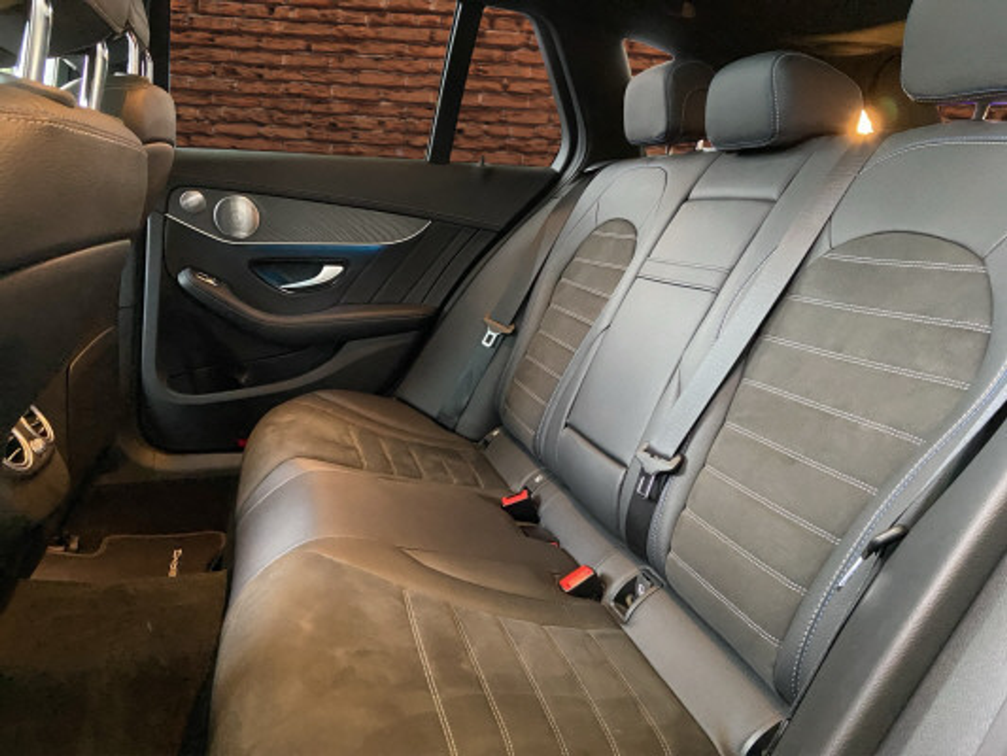 listing desktop thumbnail image 13