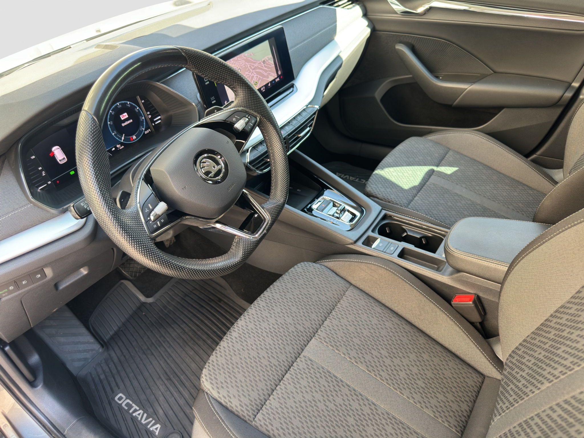 listing desktop thumbnail image 7