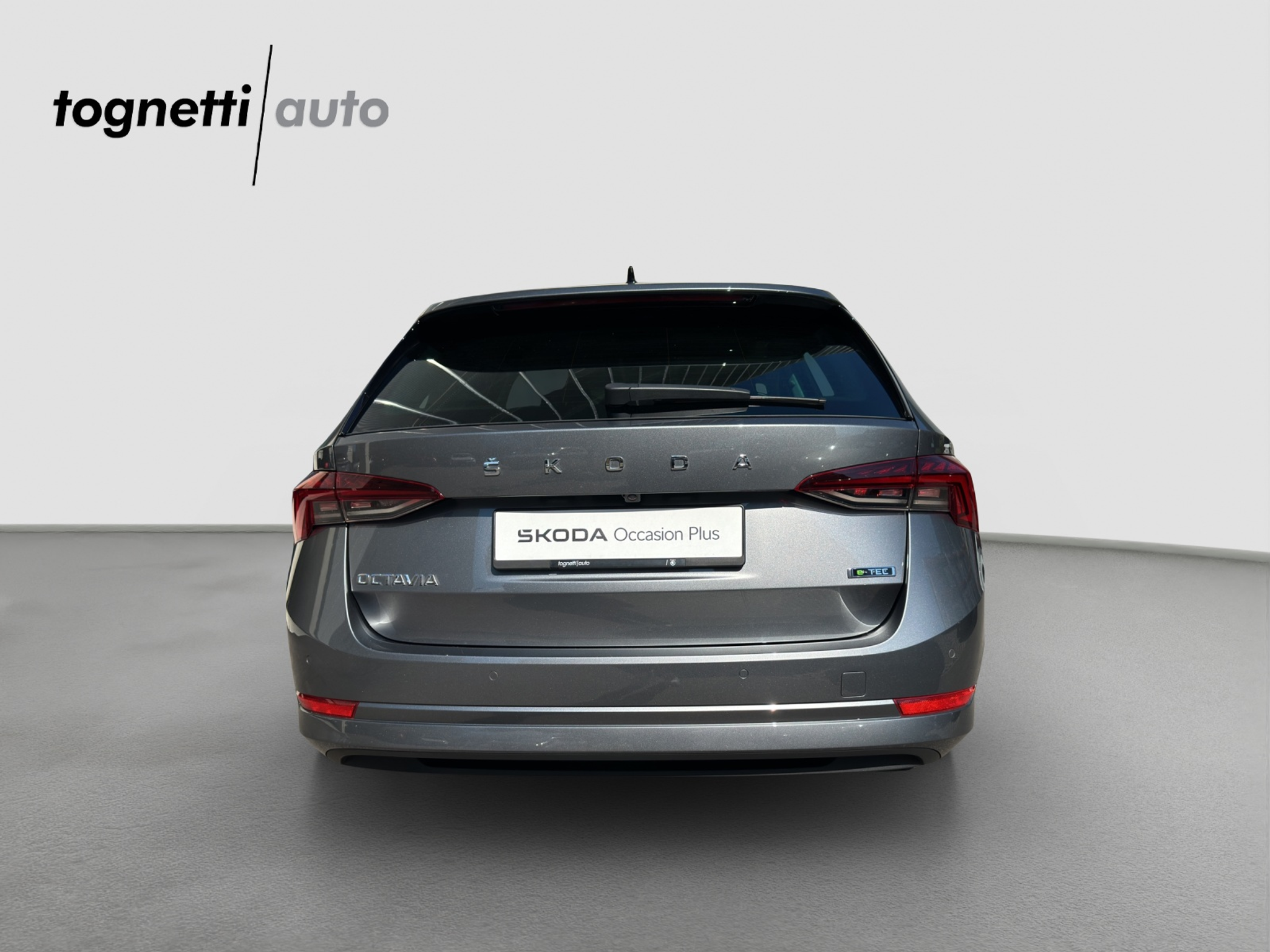 listing desktop thumbnail image 5