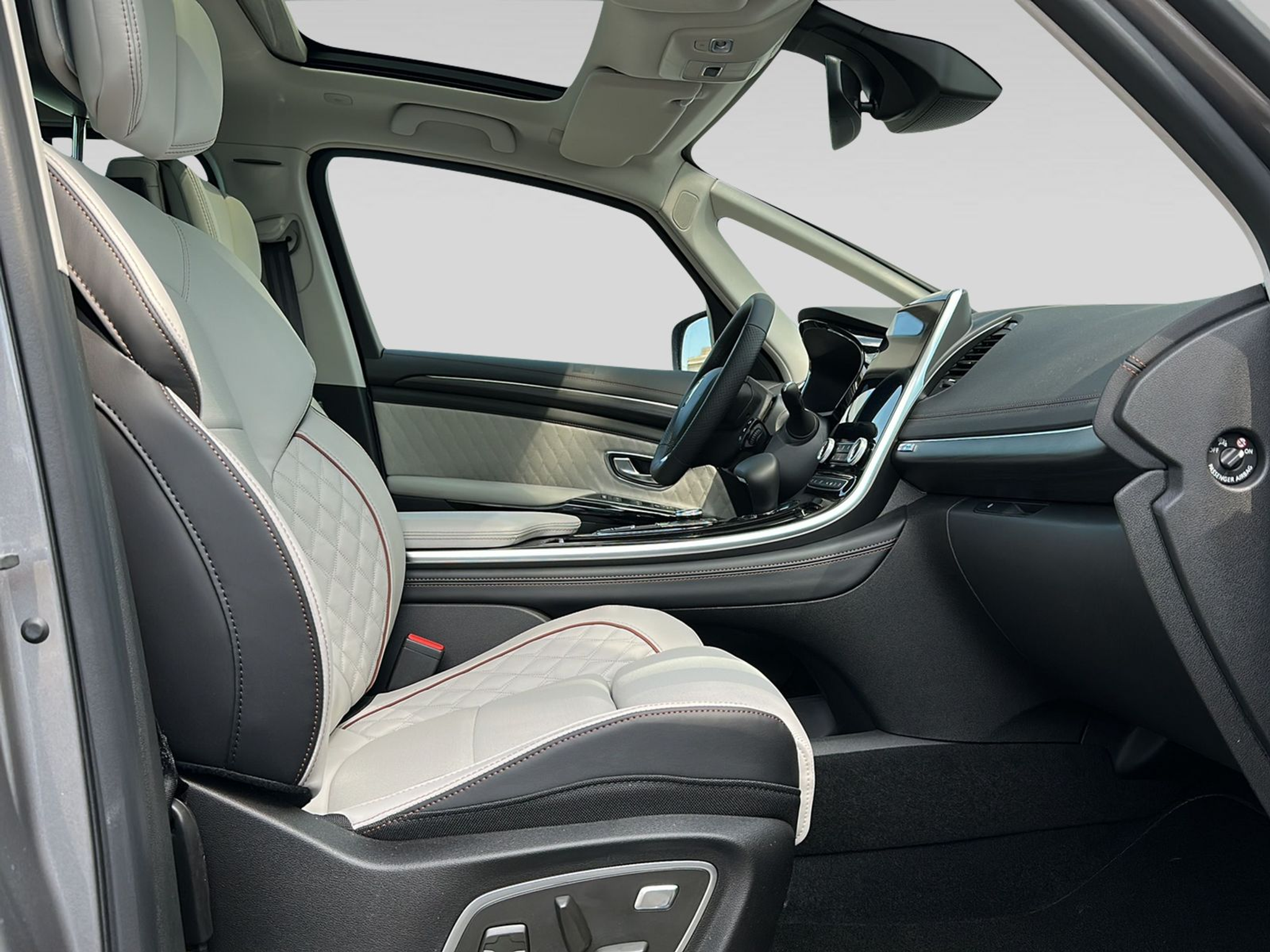 listing desktop thumbnail image 10