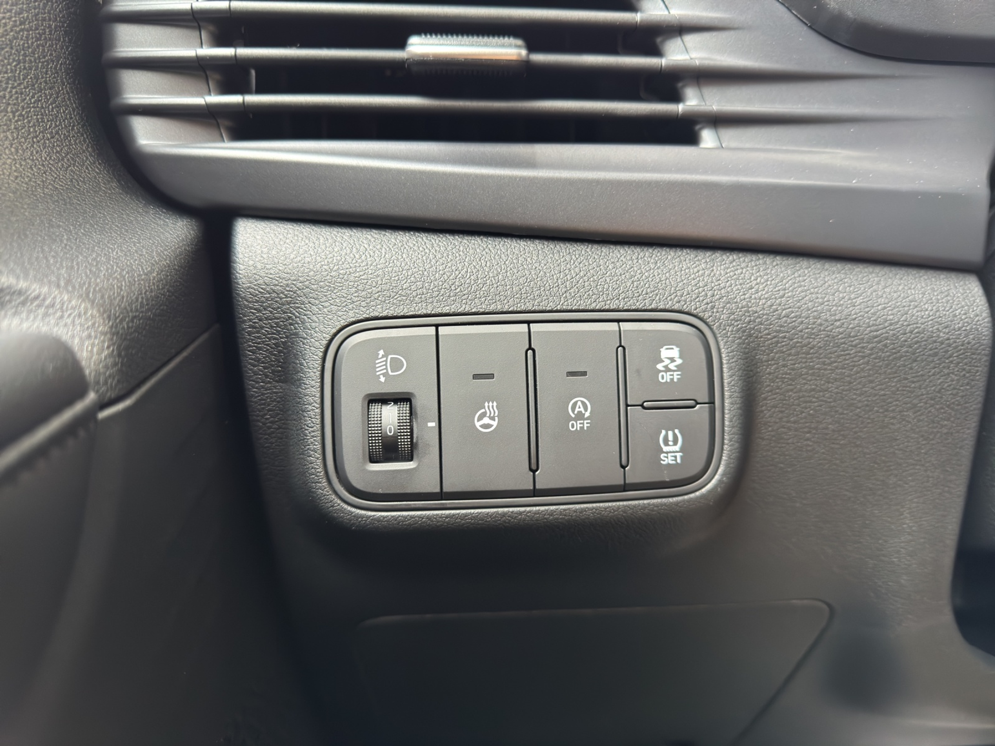 listing desktop thumbnail image 13