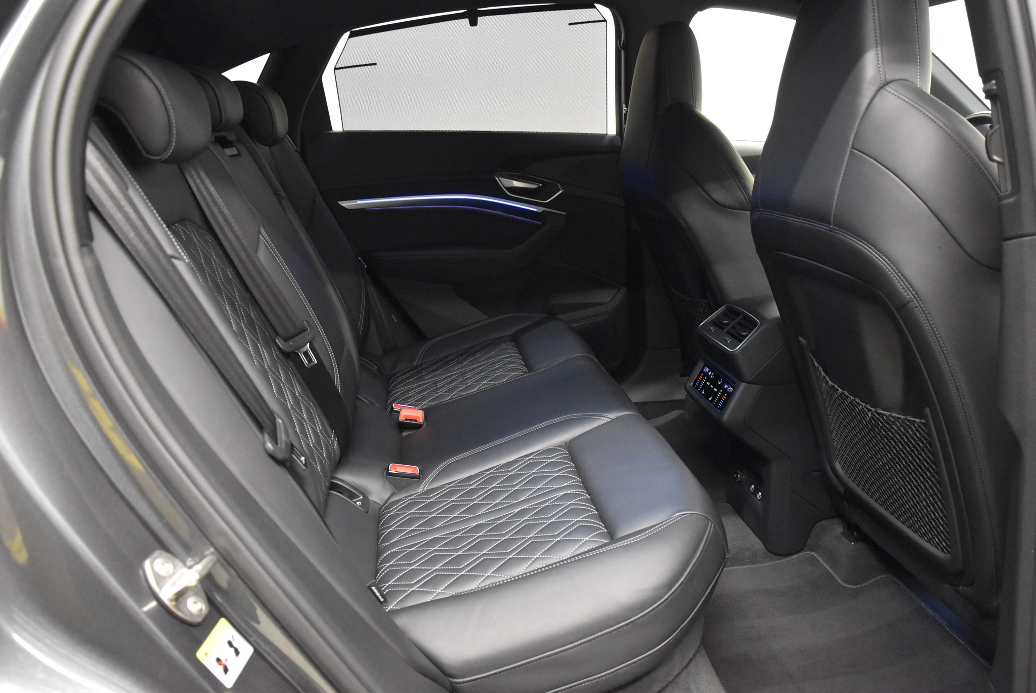 listing desktop thumbnail image 9