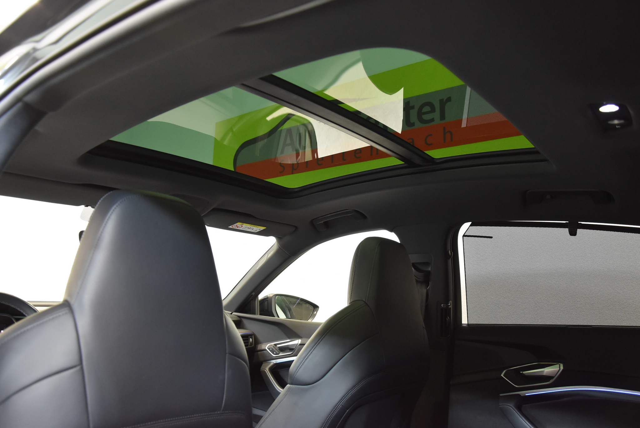 listing desktop thumbnail image 8